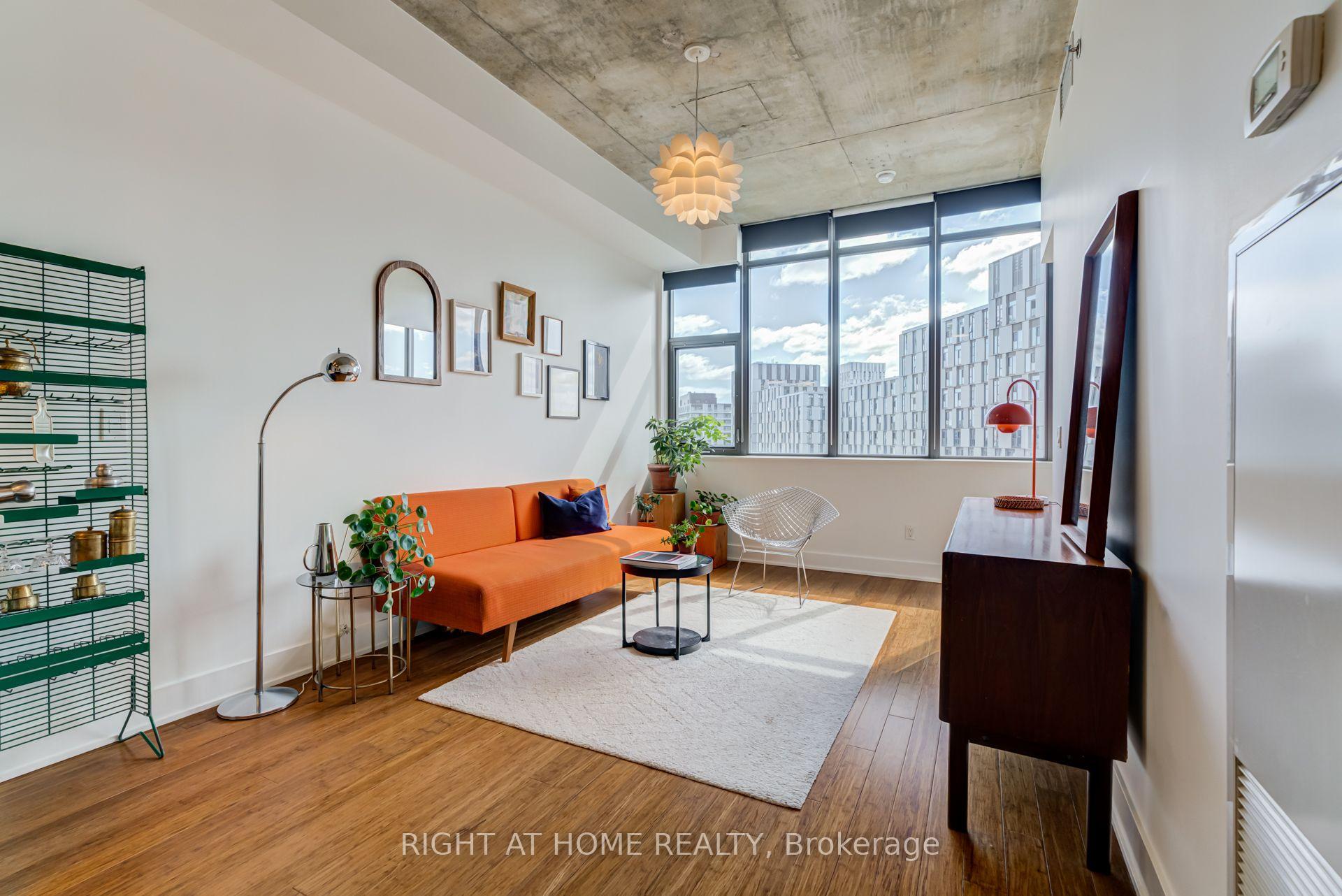 Photo of Unit 805, 90 Trinity Street