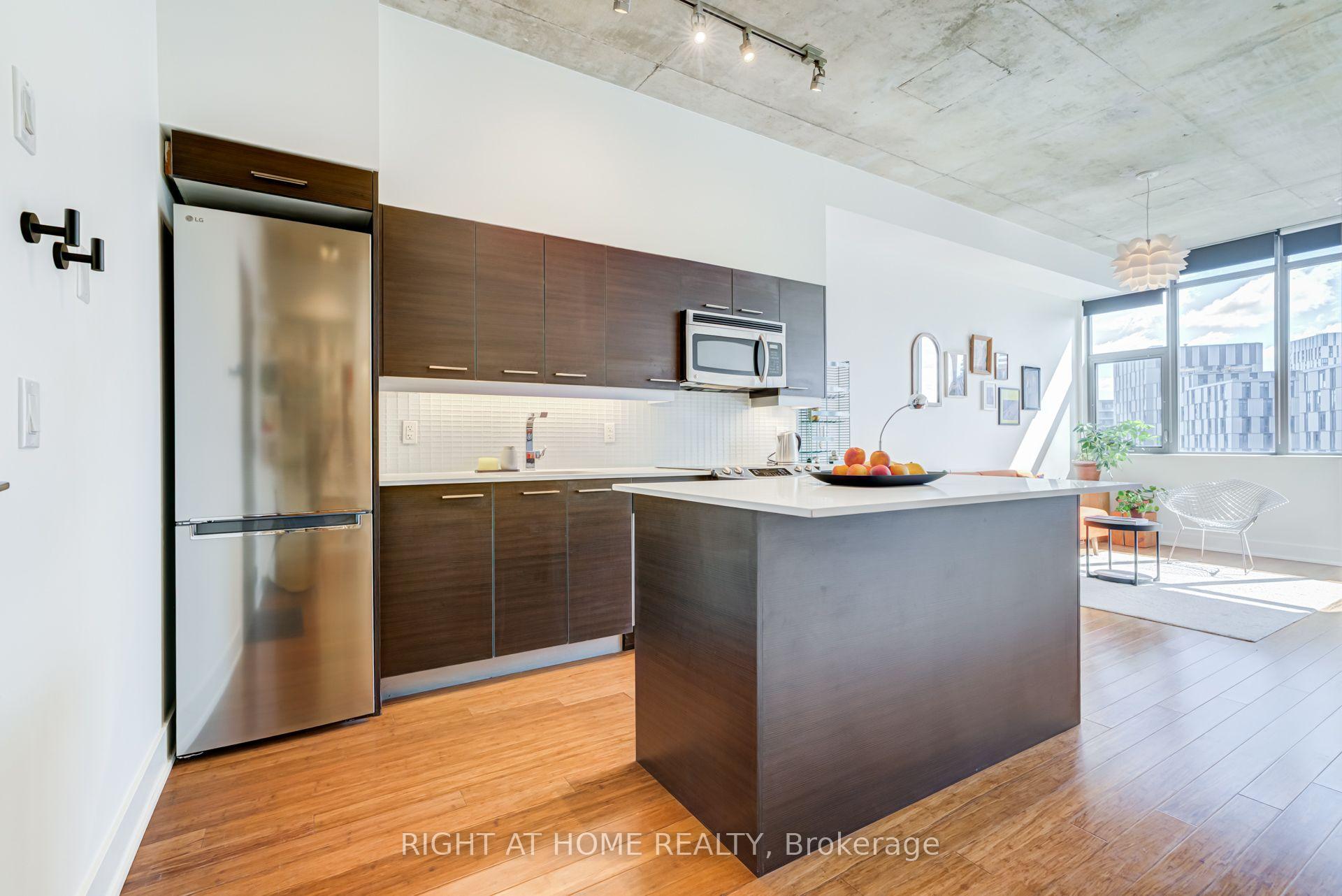 Photo 2 of Unit 805, 90 Trinity Street, Toronto, Moss Park — HOMEH