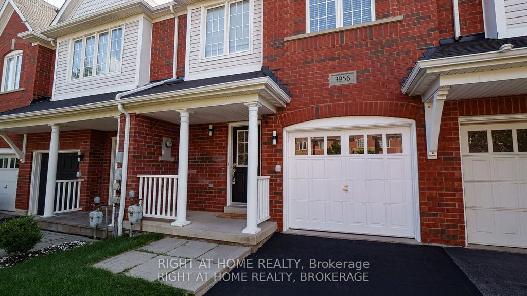Photo 3 of 3956 Stardust Drive, Mississauga, Churchill Meadows — HOMEH