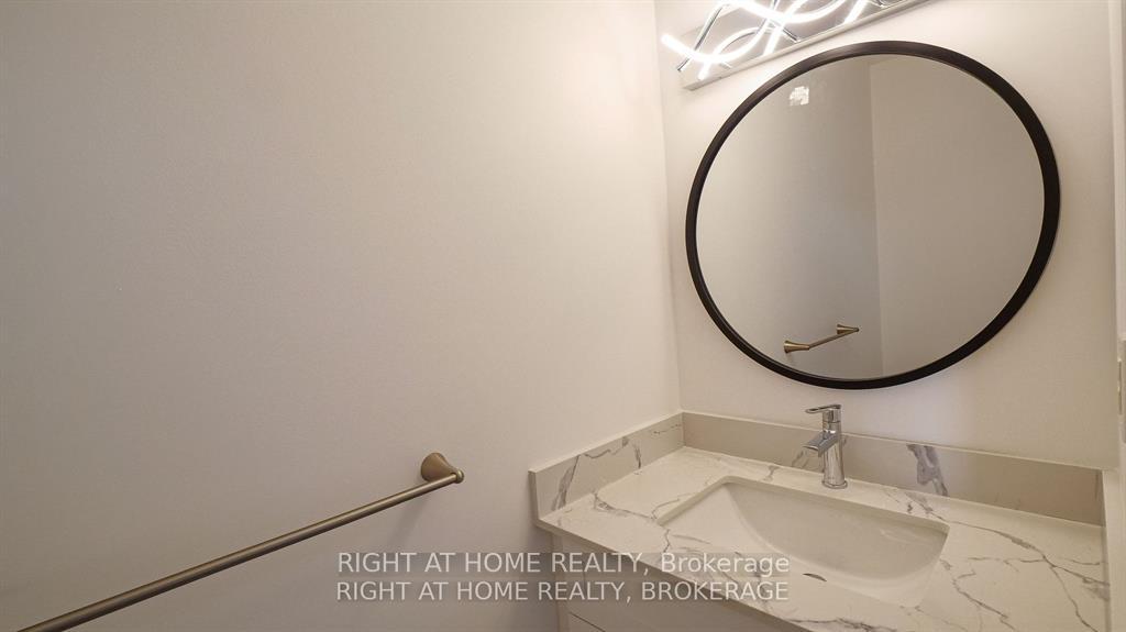 Photo 8 of 3956 Stardust Drive, Mississauga, Churchill Meadows — HOMEH