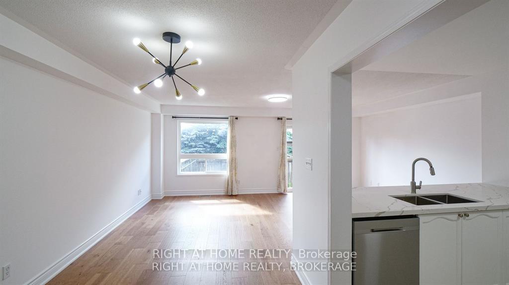 Photo 10 of 3956 Stardust Drive, Mississauga, Churchill Meadows — HOMEH