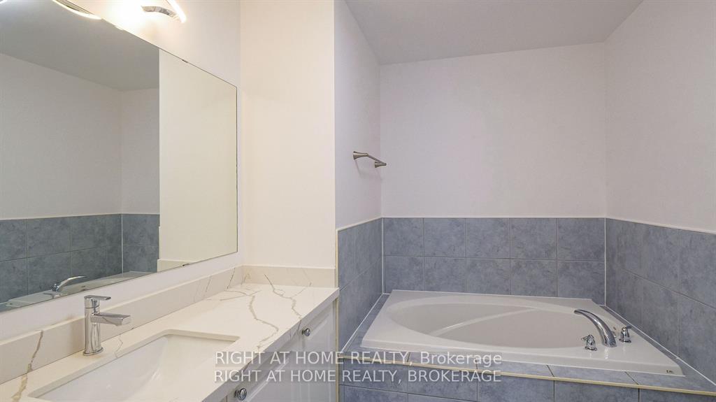 Photo 21 of 3956 Stardust Drive, Mississauga, Churchill Meadows — HOMEH