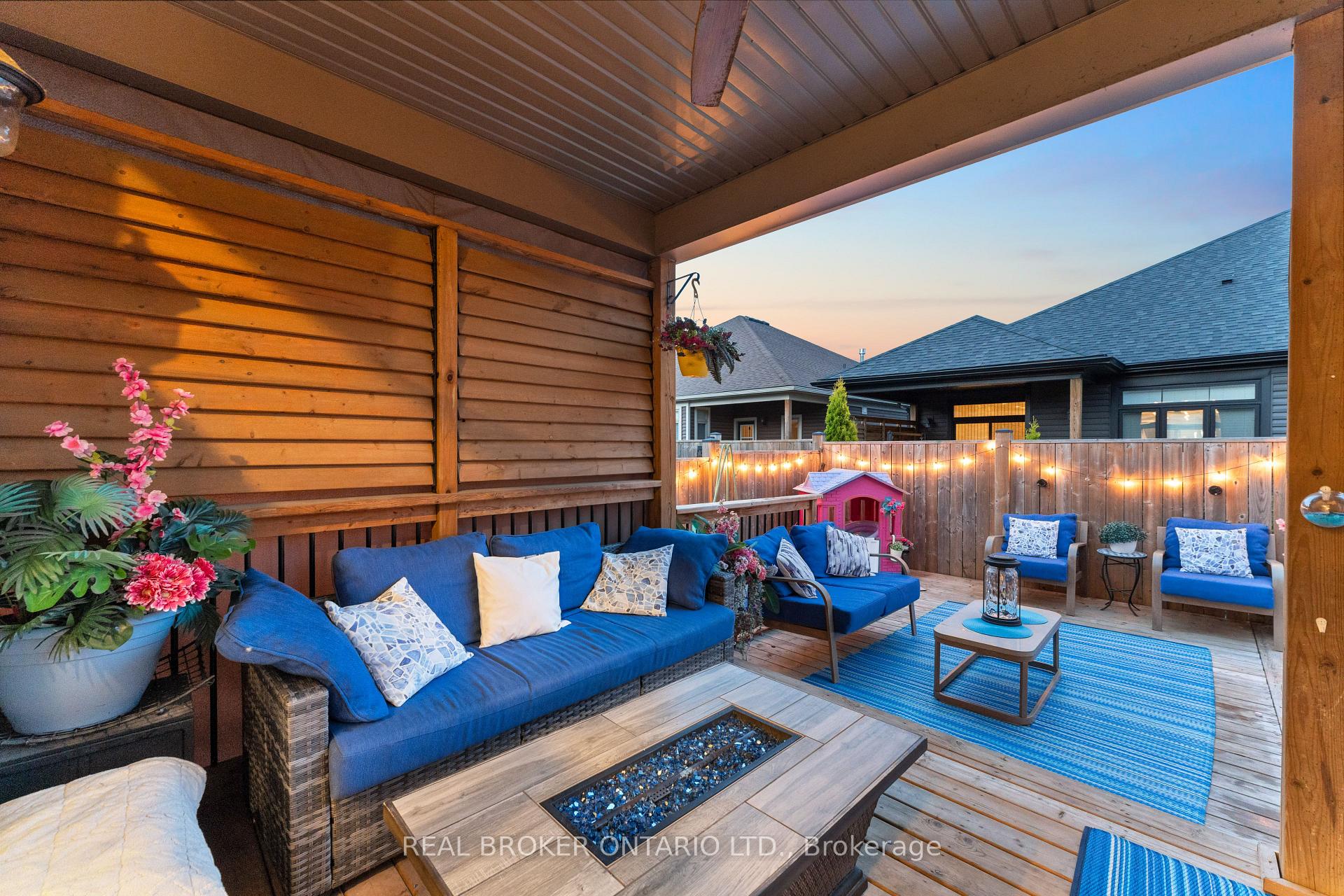 Photo 21 of 98 Woodberry Crescent, Woolwich, Confederation Heights — HOMEH
