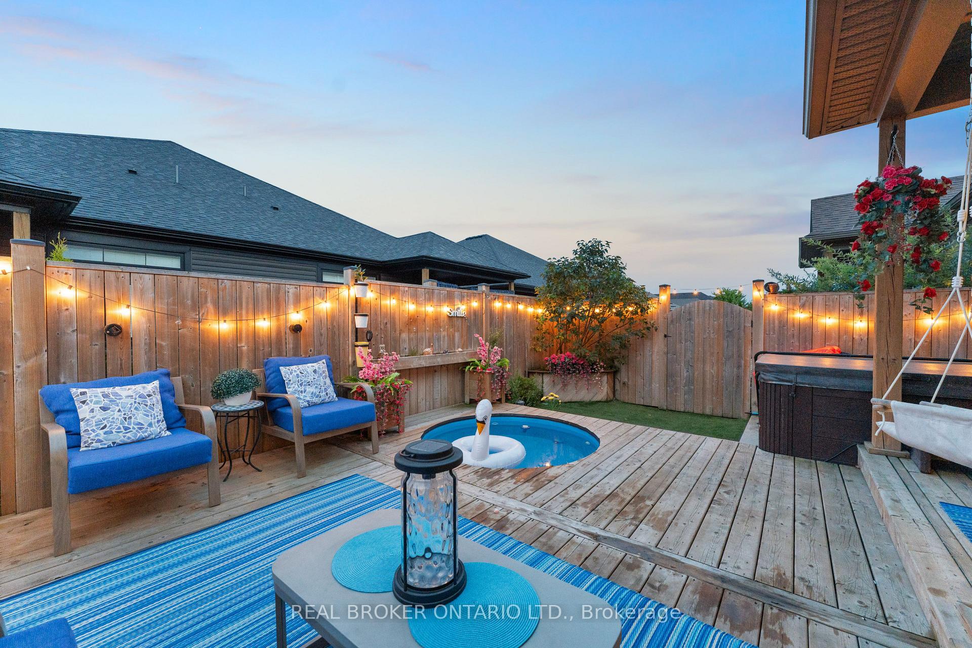 Photo 22 of 98 Woodberry Crescent, Woolwich, Confederation Heights — HOMEH
