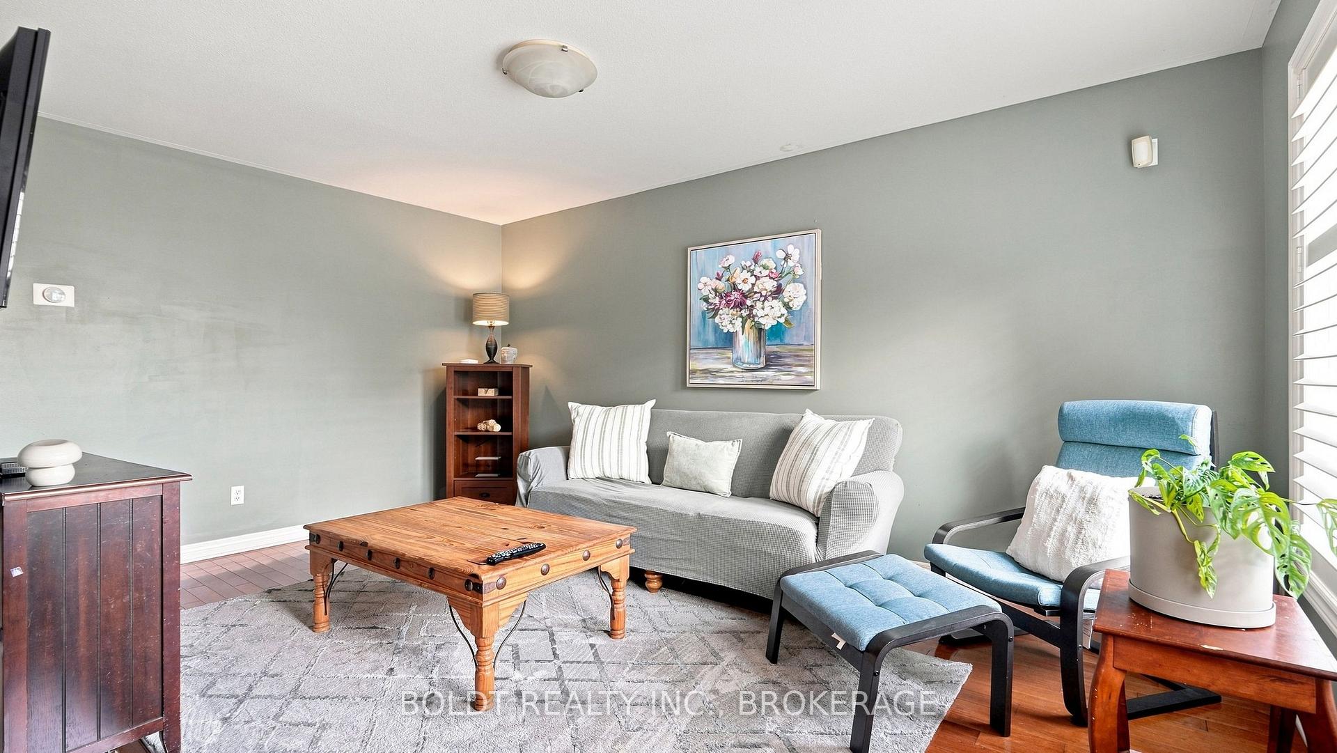 Photo 9 of 4 Arlene Street, St. Catharines, Rykert/Vansickle — HOMEH