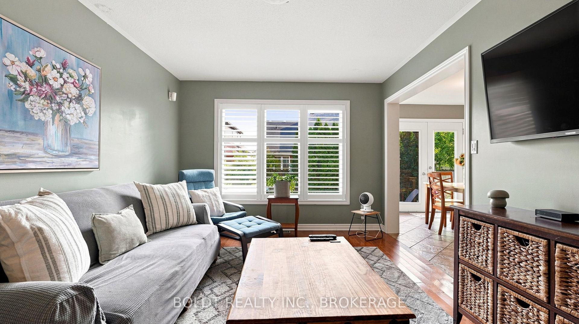 Photo 10 of 4 Arlene Street, St. Catharines, Rykert/Vansickle — HOMEH