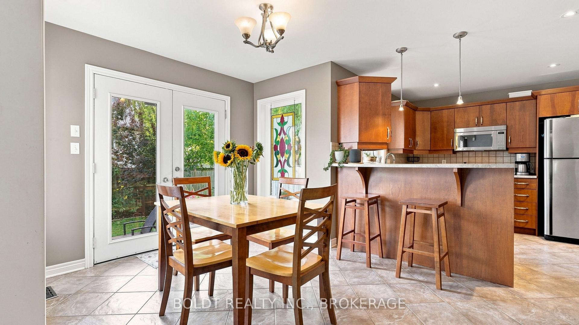 Photo 13 of 4 Arlene Street, St. Catharines, Rykert/Vansickle — HOMEH