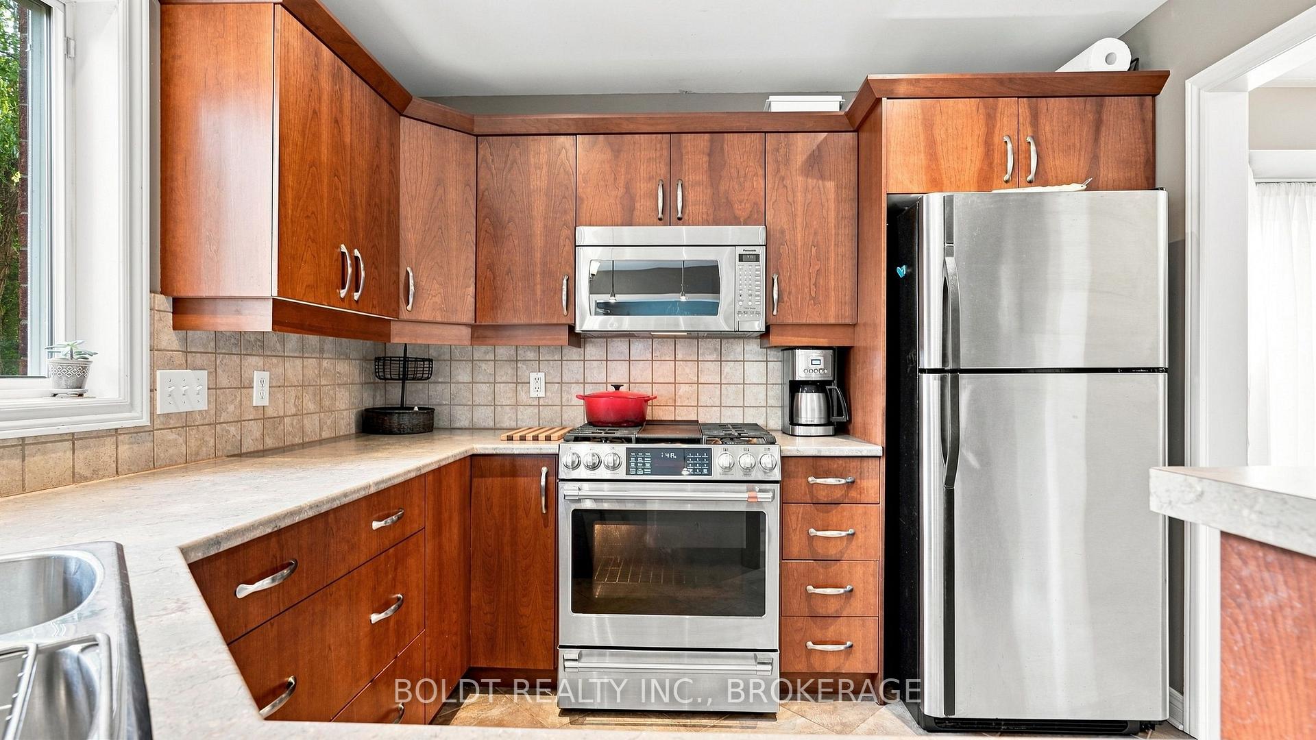 Photo 17 of 4 Arlene Street, St. Catharines, Rykert/Vansickle — HOMEH