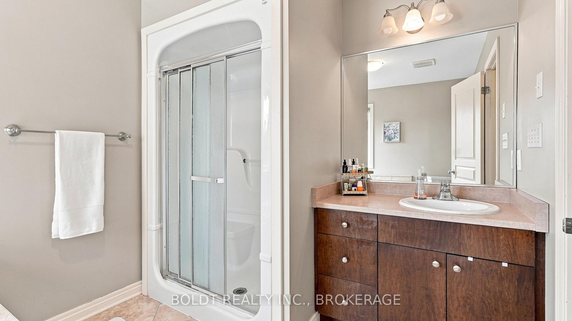 Photo 25 of 4 Arlene Street, St. Catharines, Rykert/Vansickle — HOMEH