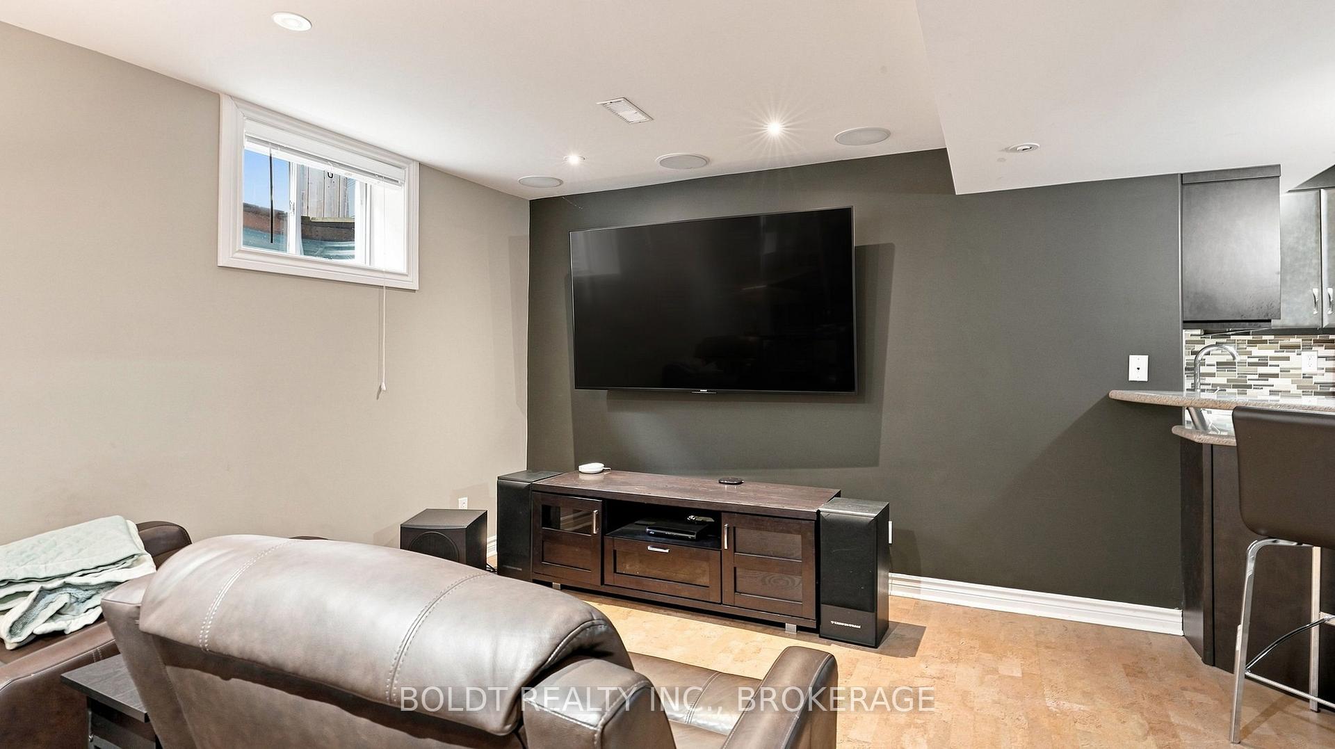 Photo 35 of 4 Arlene Street, St. Catharines, Rykert/Vansickle — HOMEH