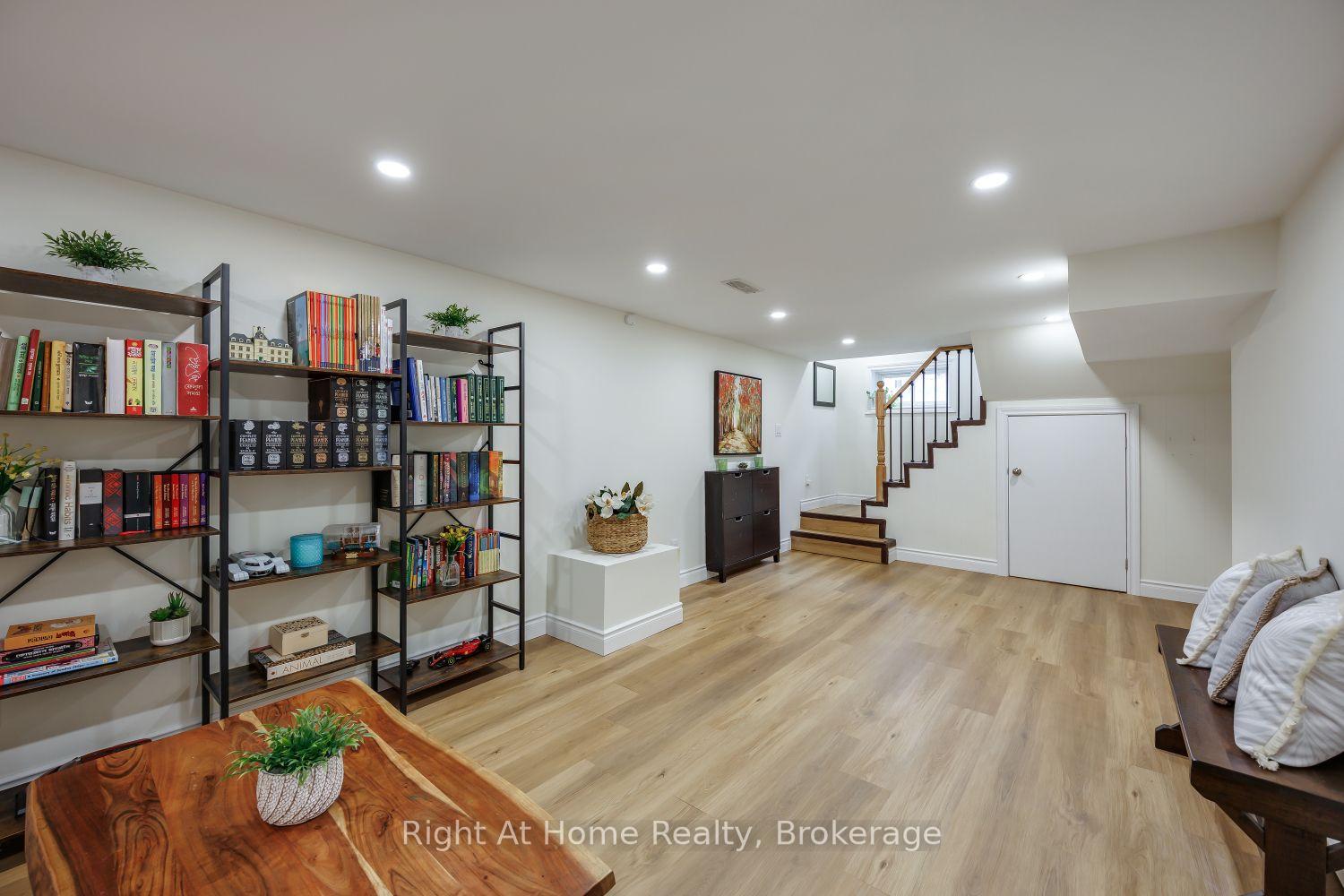 Photo 33 of 128 Lasalle Avenue, Oshawa, Central — HOMEH