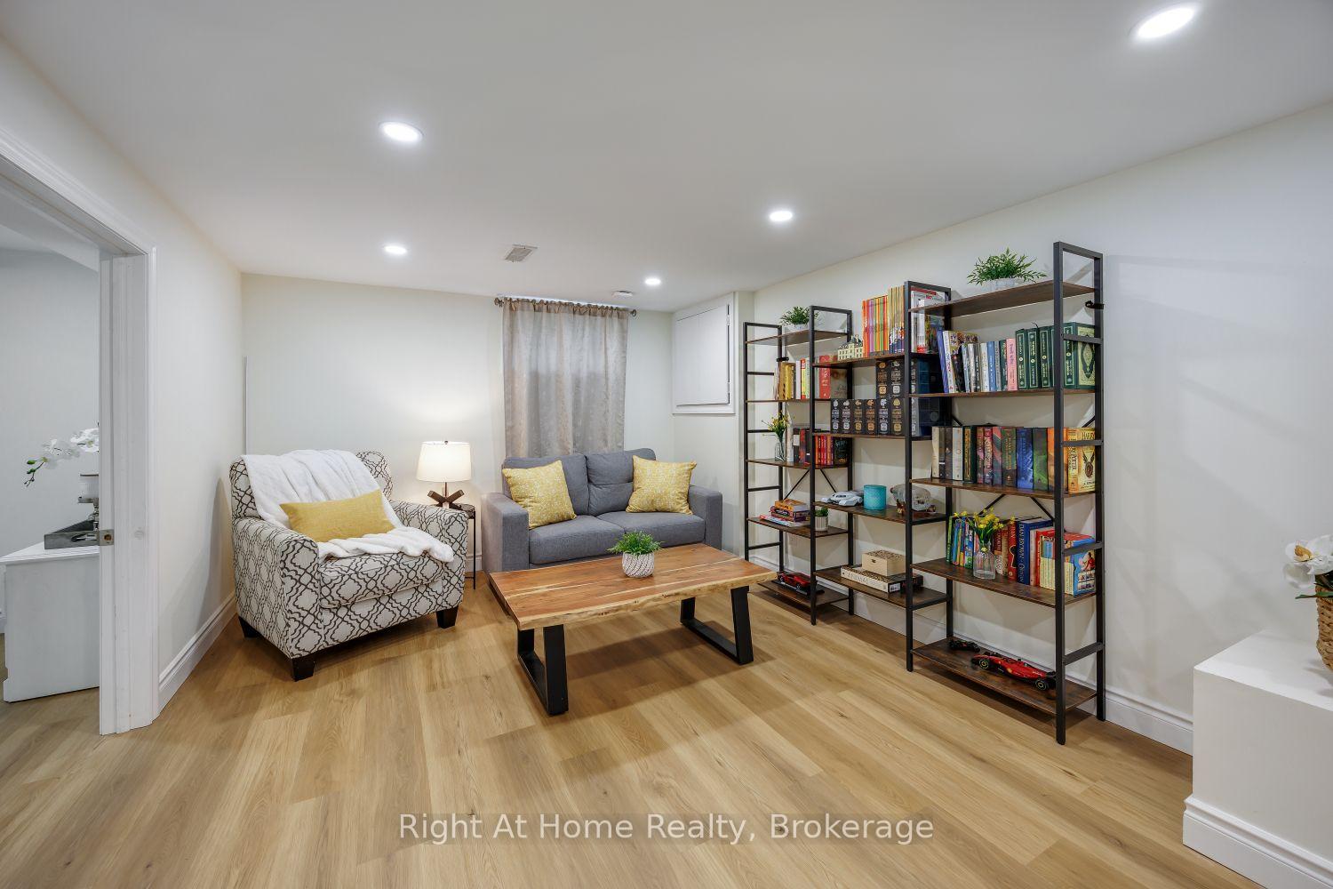 Photo 36 of 128 Lasalle Avenue, Oshawa, Central — HOMEH