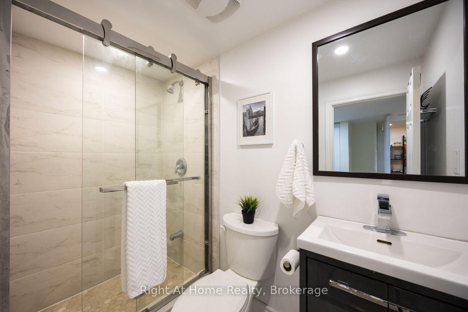 Photo 41 of 128 Lasalle Avenue, Oshawa, Central — HOMEH