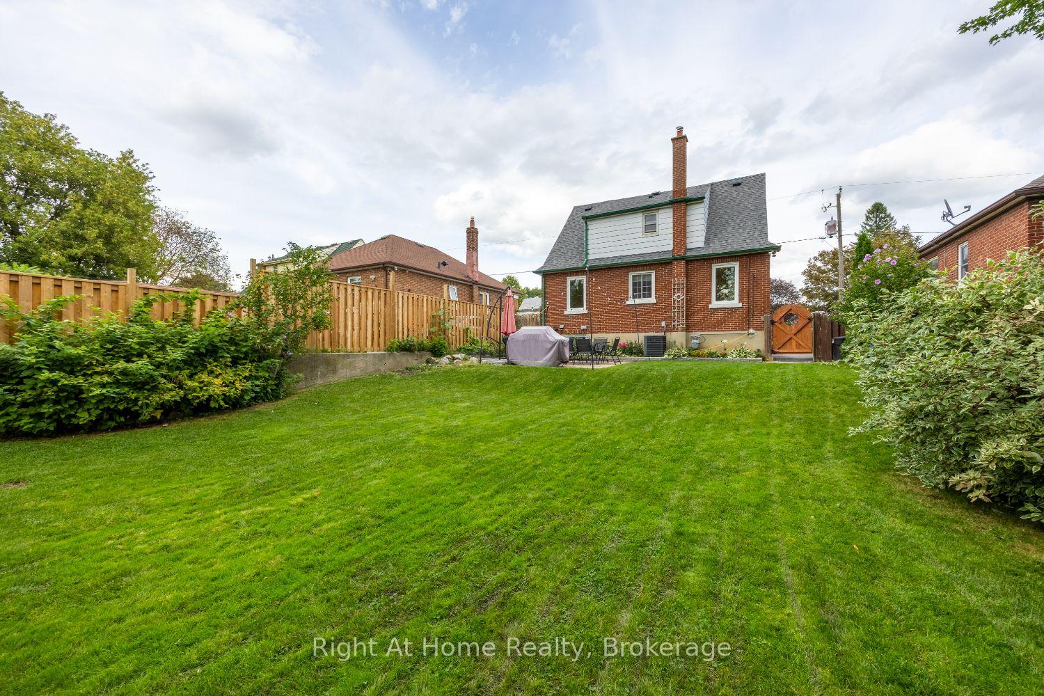 Photo 45 of 128 Lasalle Avenue, Oshawa, Central — HOMEH