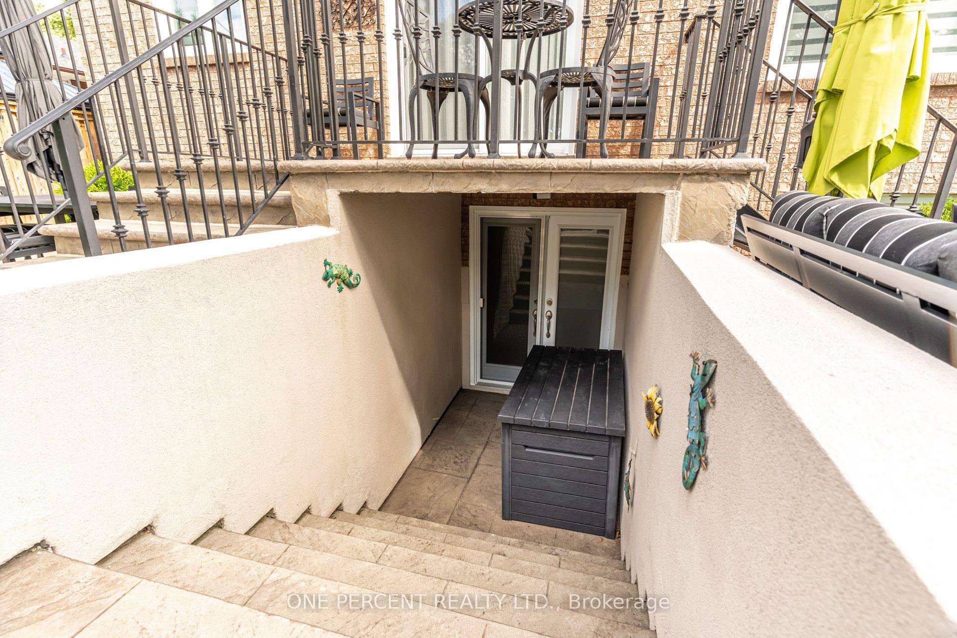 Photo 49 of 7 Mendip Crescent, Scarborough, Dorset Park — HOMEH
