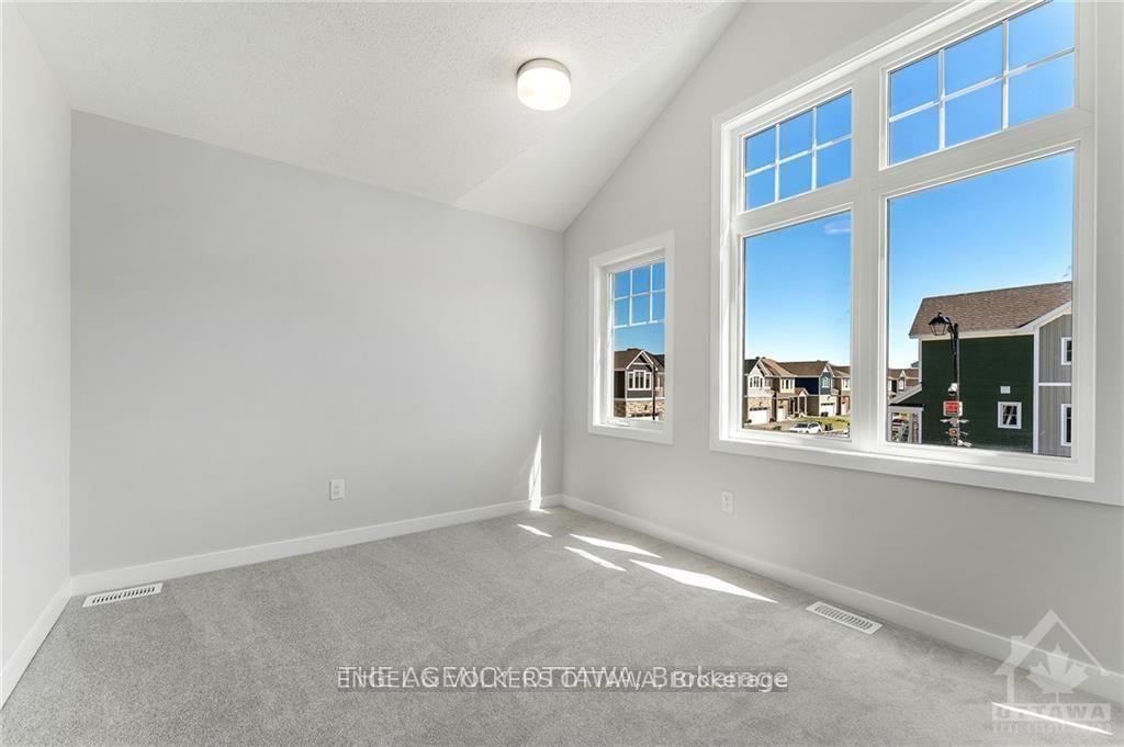 Photo 14 of 89 Hackamore Crescent, Ottawa, Goulbourn Twp From Franktown Rd/South To Rideau — HOMEH
