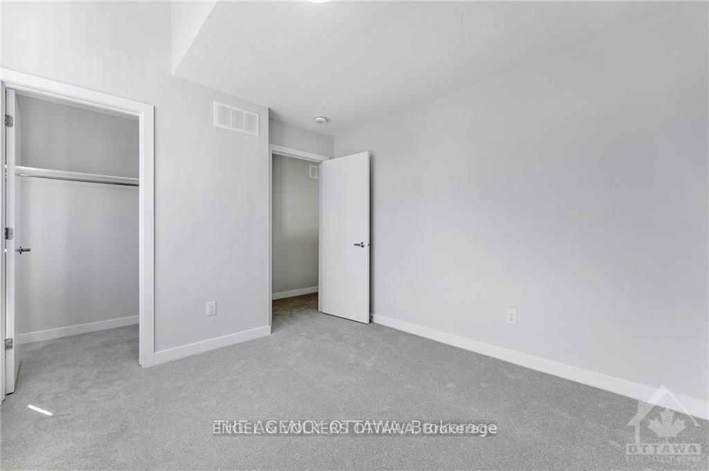 Photo 15 of 89 Hackamore Crescent, Ottawa, Goulbourn Twp From Franktown Rd/South To Rideau — HOMEH