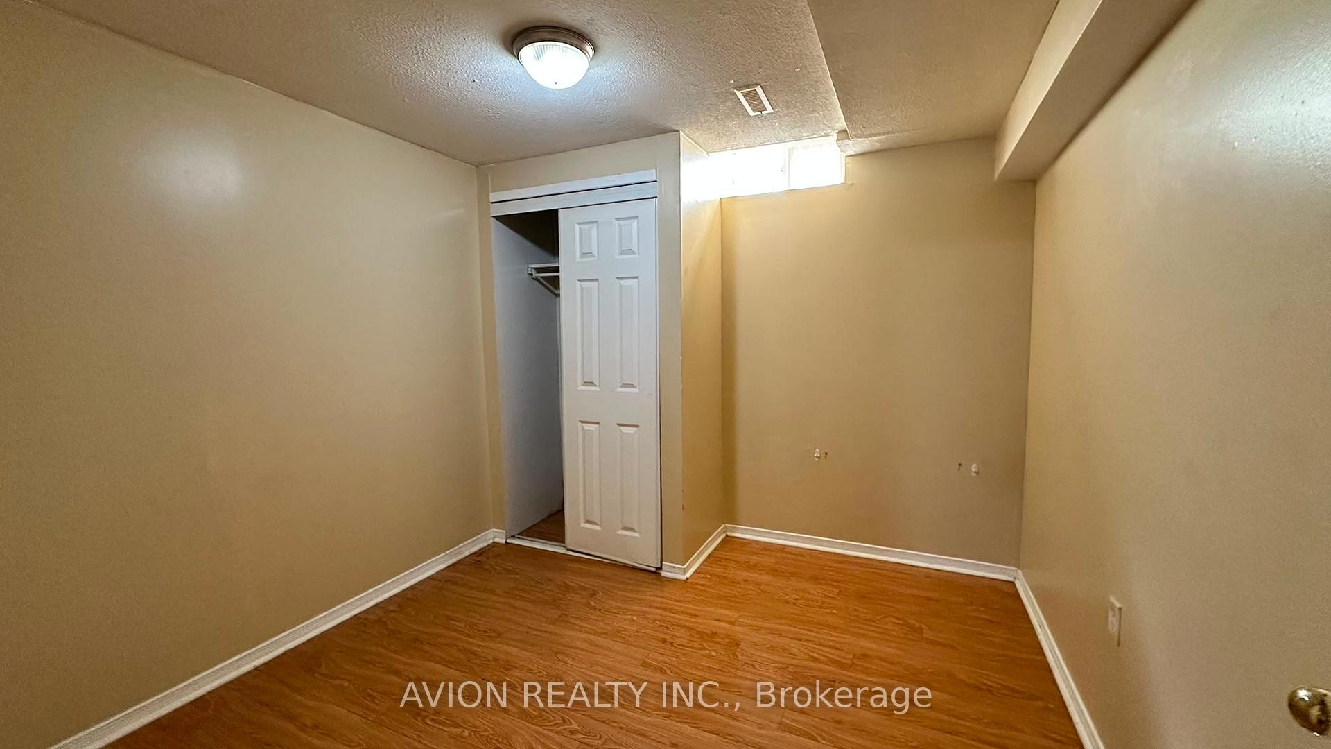 Photo 10 of Unit (Basement Apartment), 7 Fairty Drive, Markham, Middlefield — HOMEH