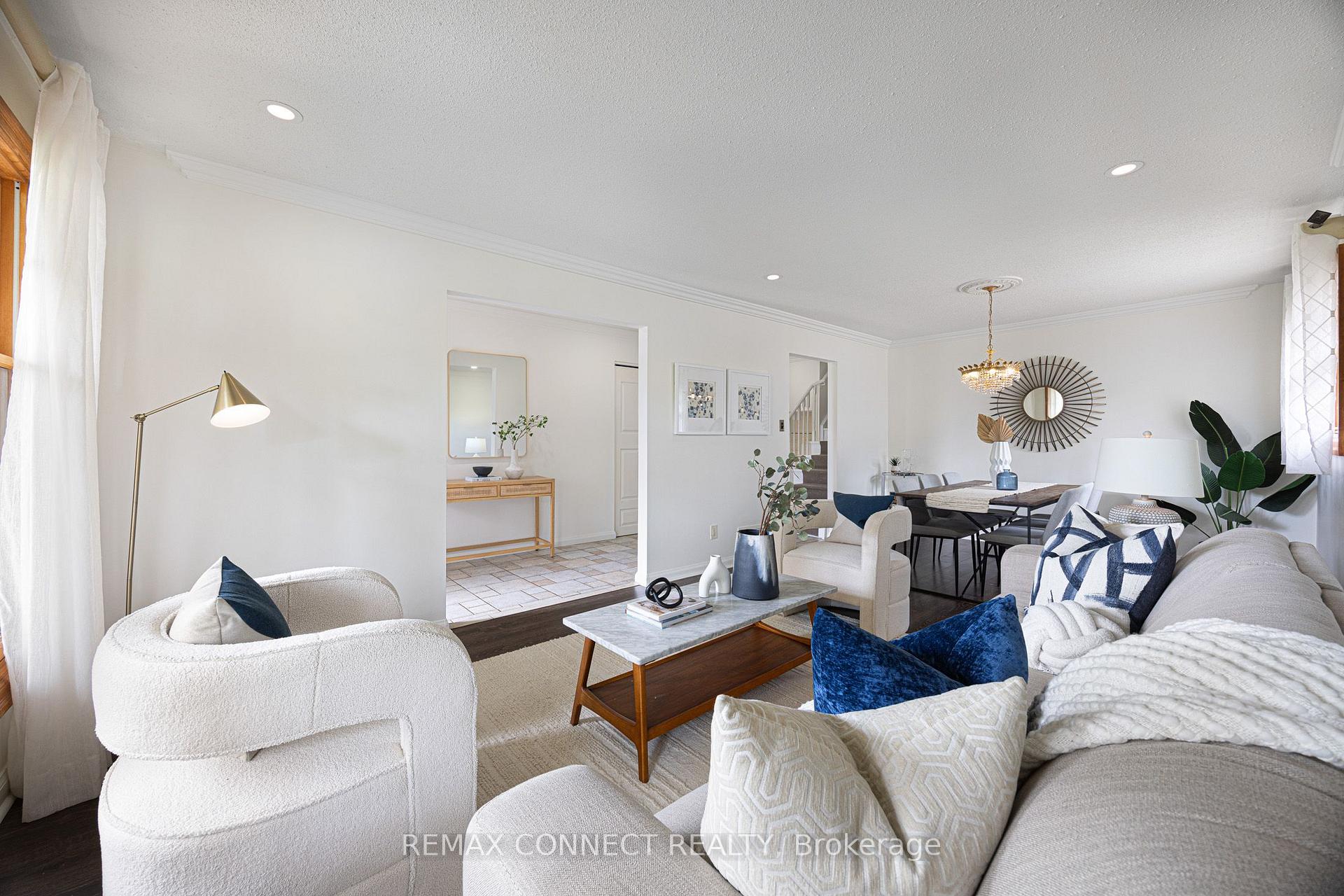 Photo 8 of 59 Galloway Road, Scarborough, Guildwood — HOMEH
