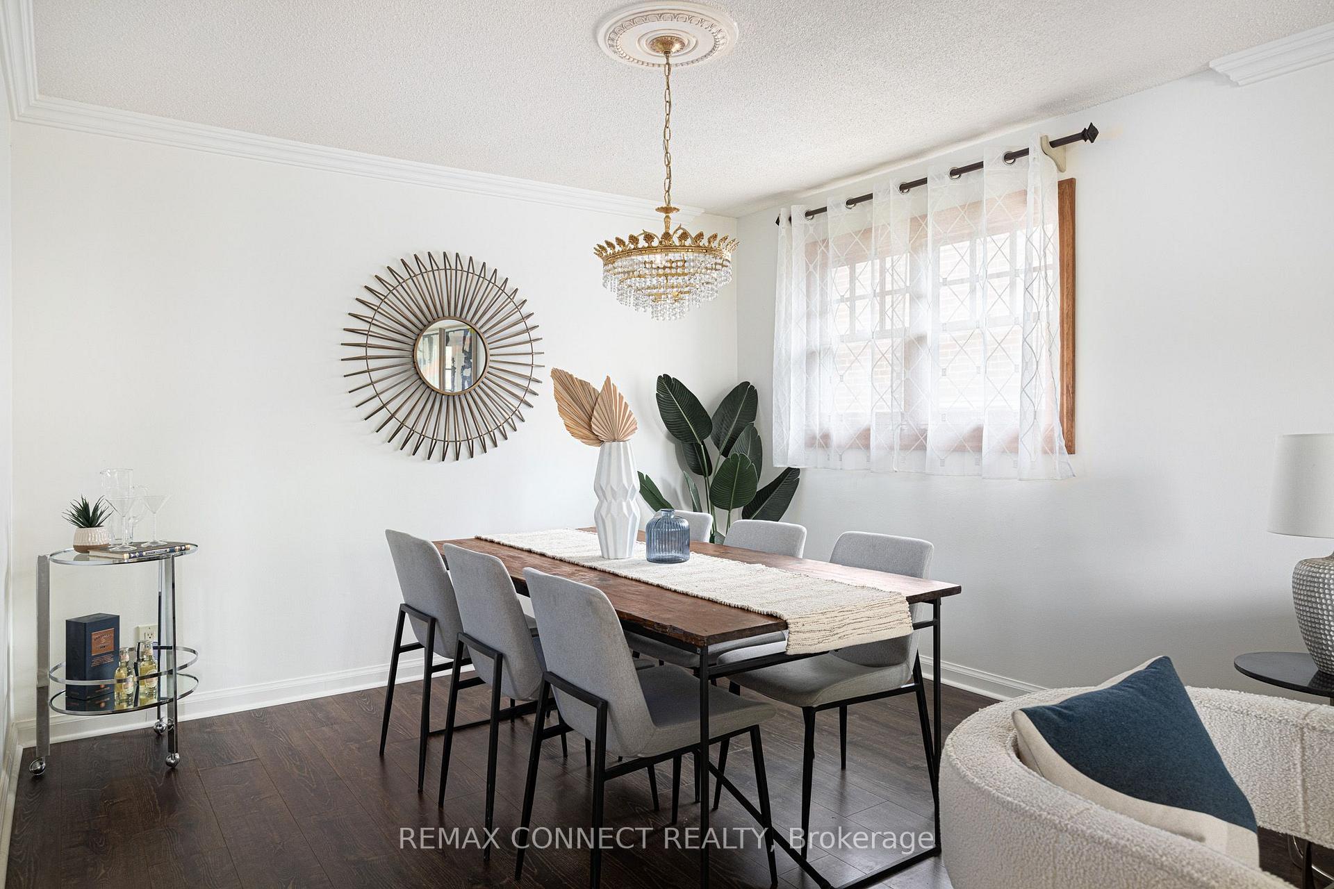 Photo 10 of 59 Galloway Road, Scarborough, Guildwood — HOMEH