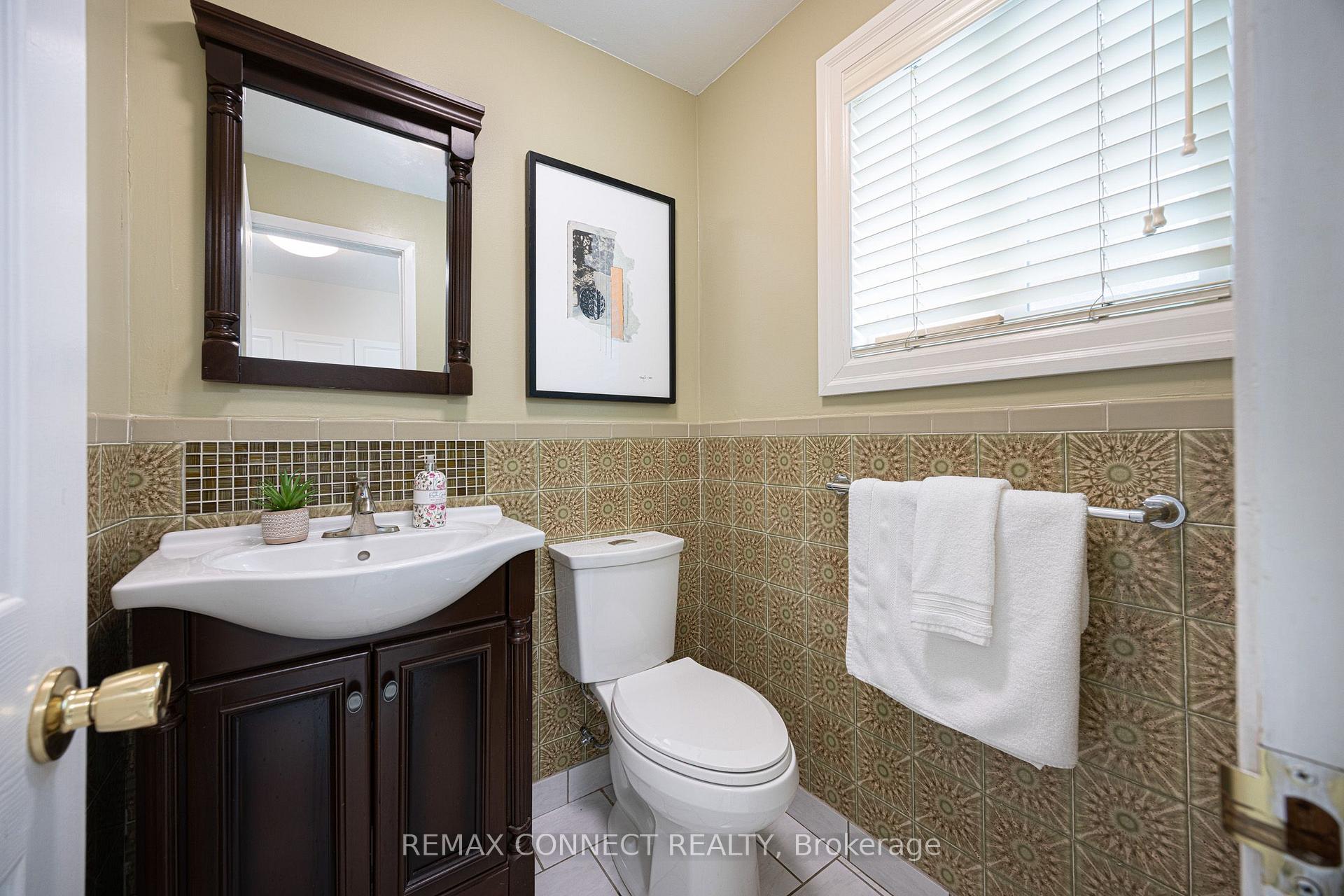 Photo 20 of 59 Galloway Road, Scarborough, Guildwood — HOMEH