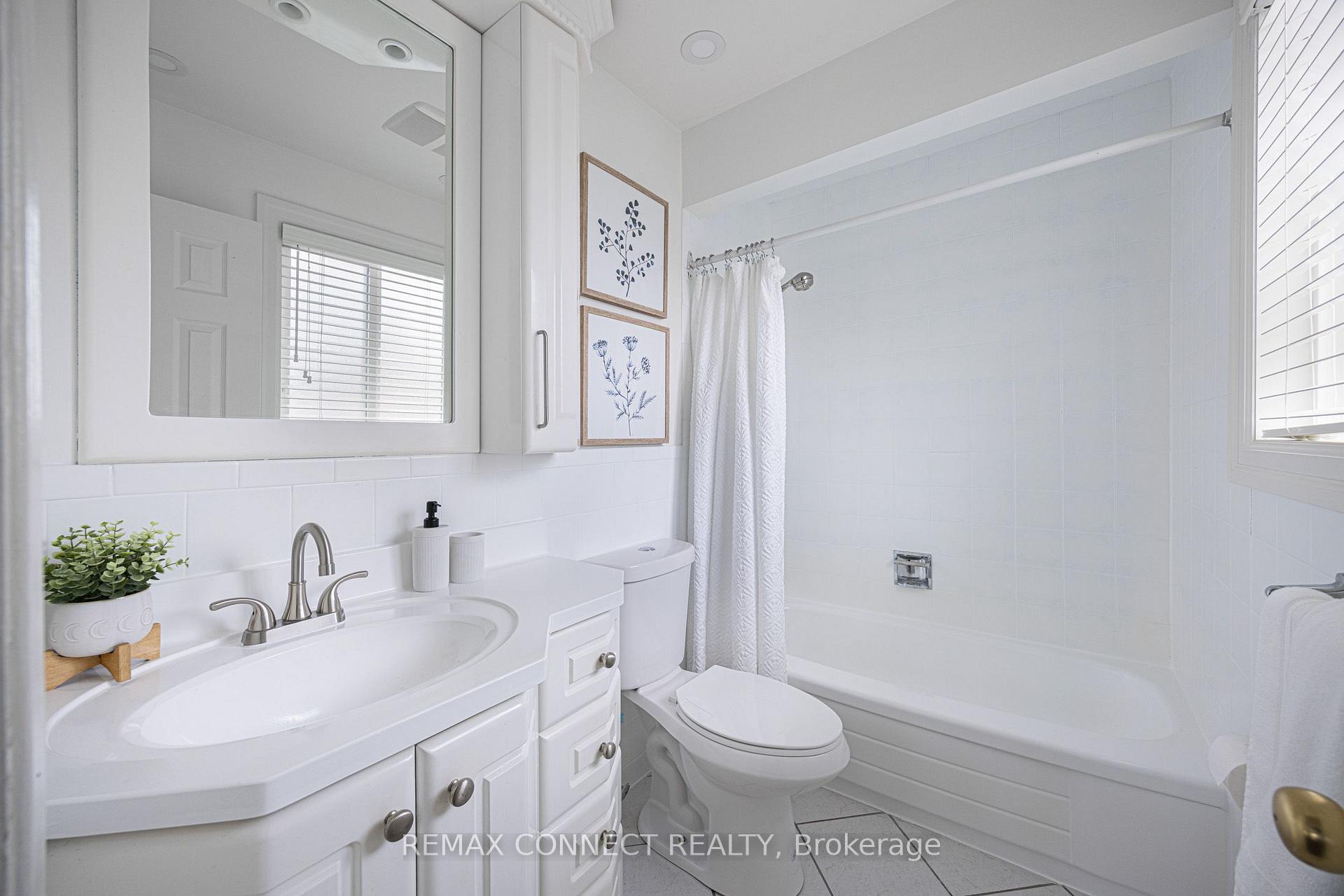 Photo 28 of 59 Galloway Road, Scarborough, Guildwood — HOMEH