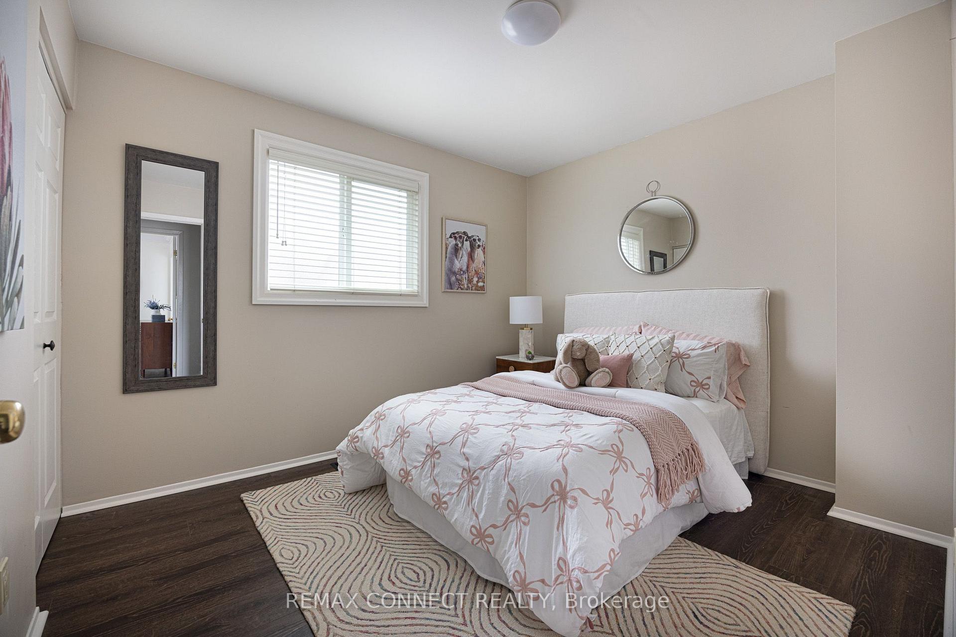 Photo 32 of 59 Galloway Road, Scarborough, Guildwood — HOMEH