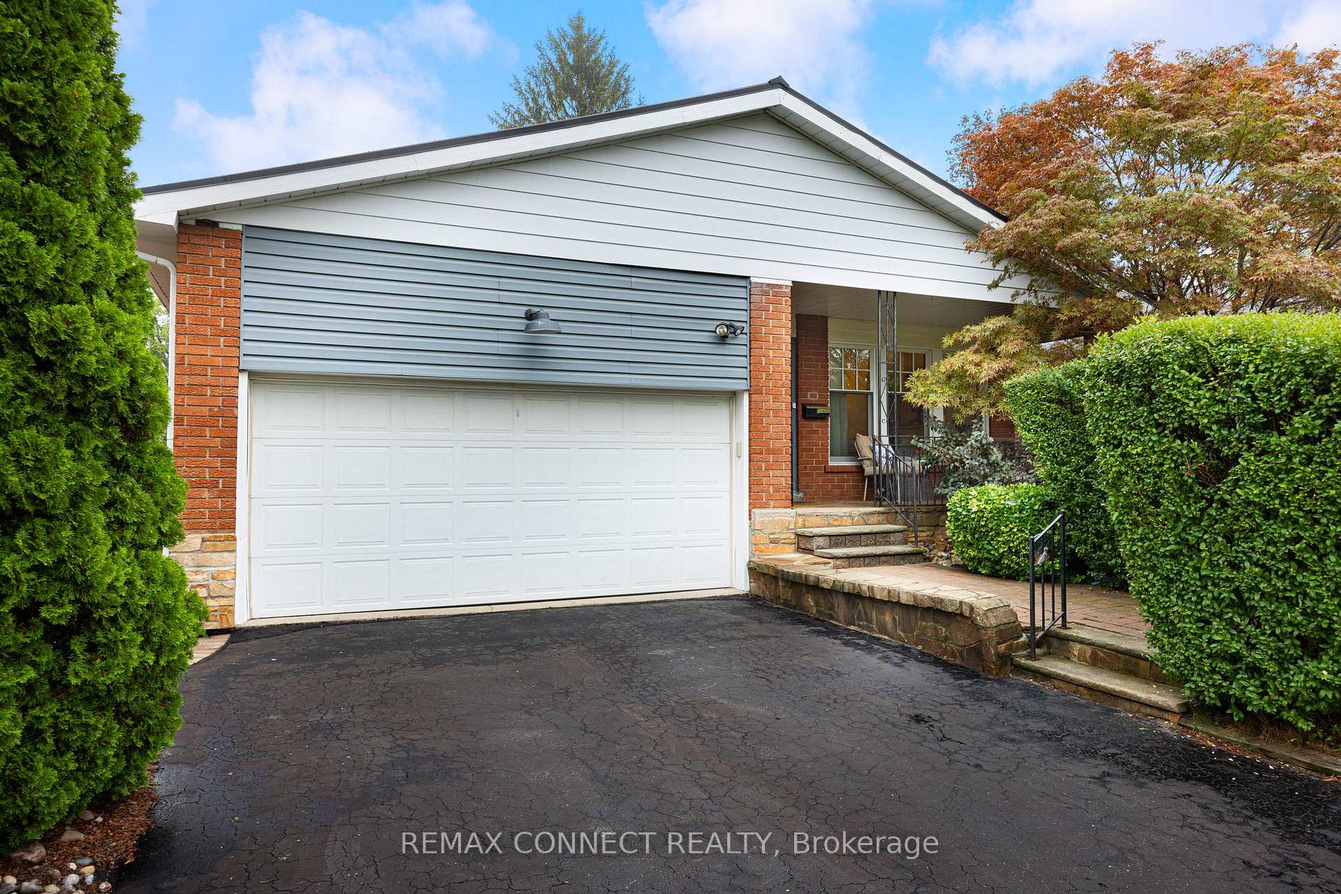 Photo 43 of 59 Galloway Road, Scarborough, Guildwood — HOMEH