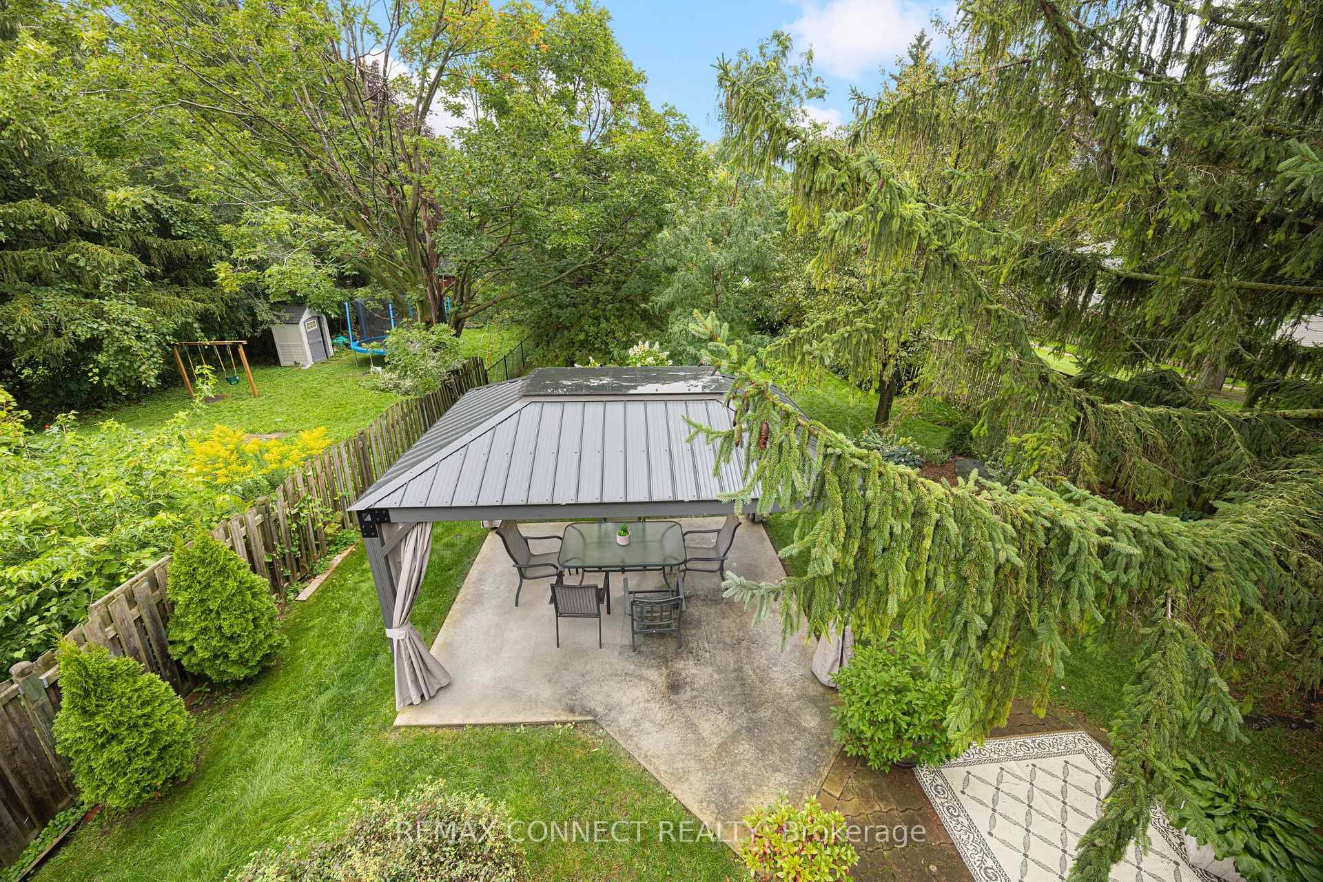 Photo 45 of 59 Galloway Road, Scarborough, Guildwood — HOMEH