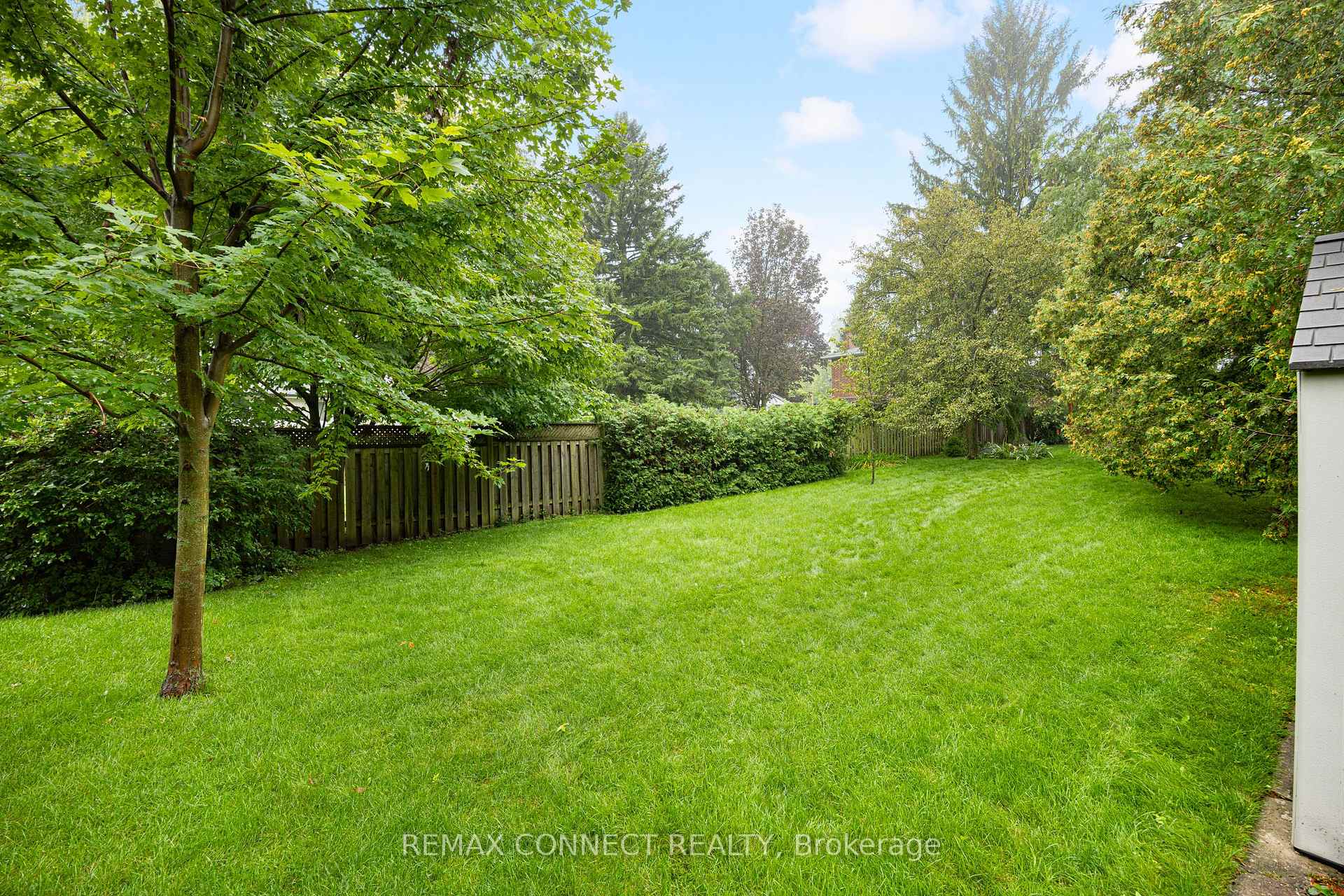 Photo 49 of 59 Galloway Road, Scarborough, Guildwood — HOMEH