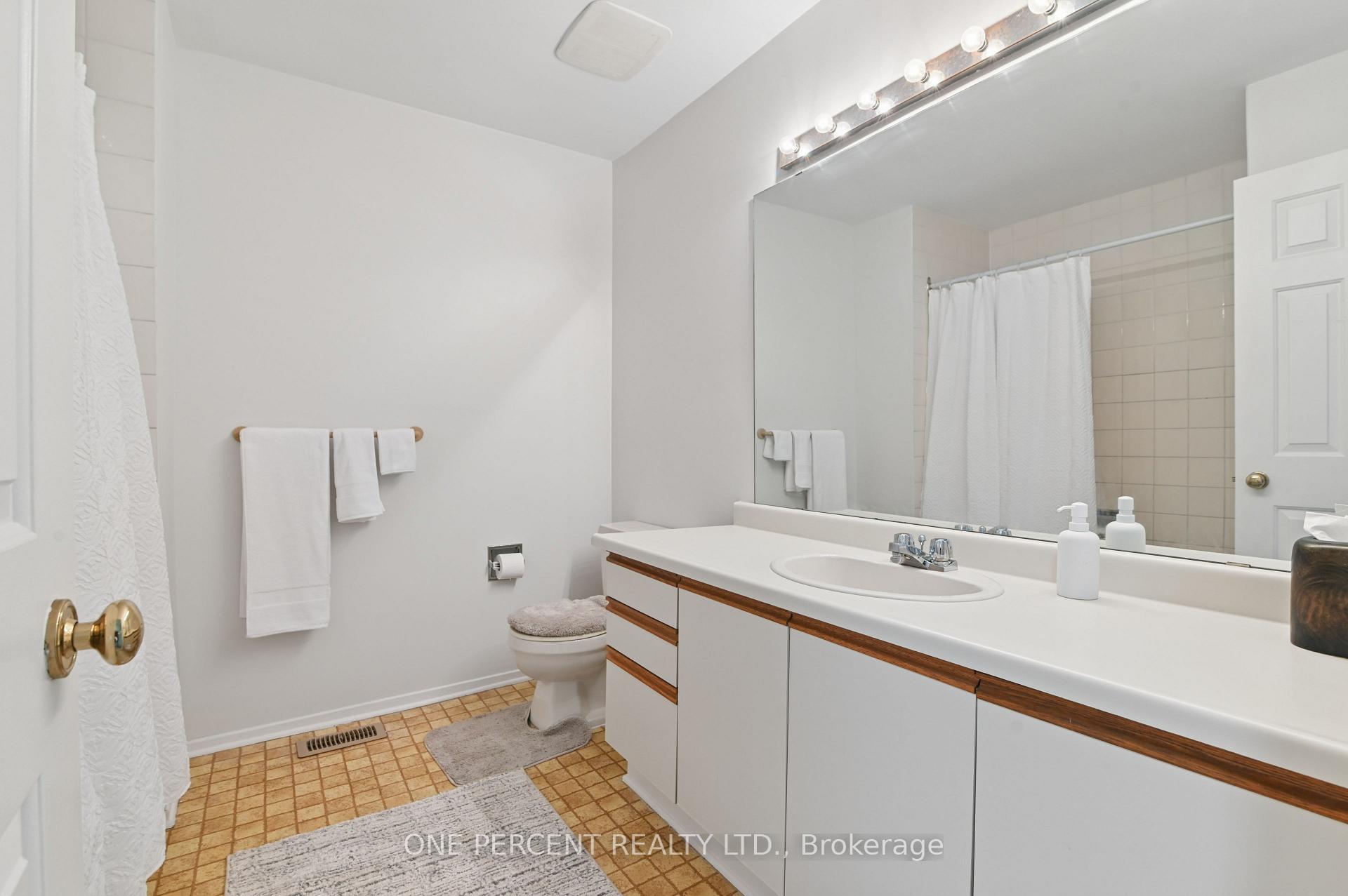 Photo 26 of Unit 52, 710 Coronation Avenue, Ottawa, Riverview Park — HOMEH