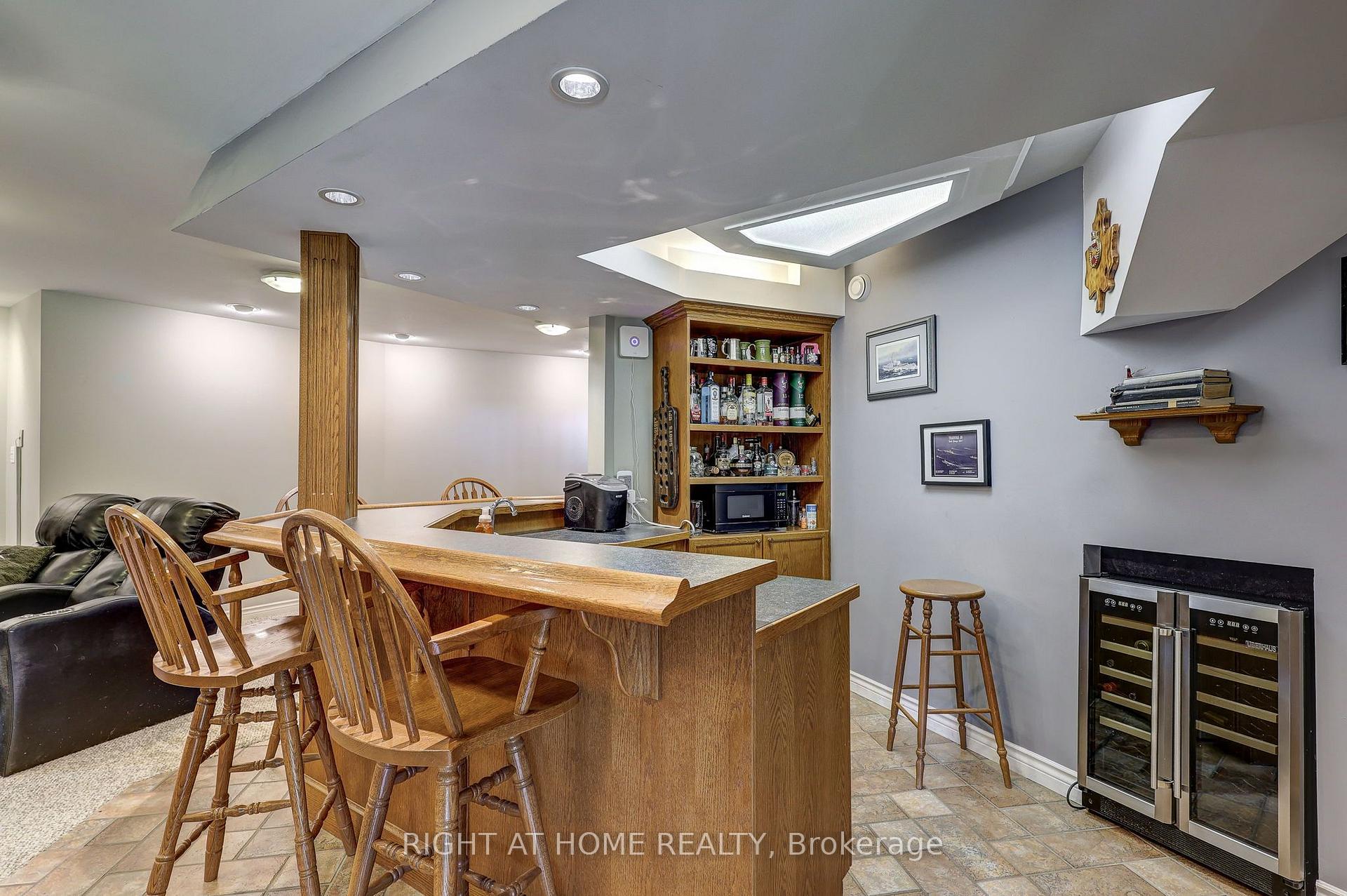 Photo 42 of 41 Goshen Street S, Bluewater, Zurich — HOMEH