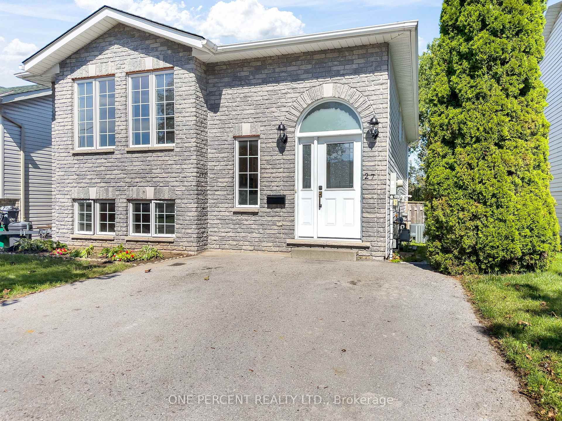 Photo 2 of 27 Faraday Gardens, Belleville, Belleville Ward — HOMEH