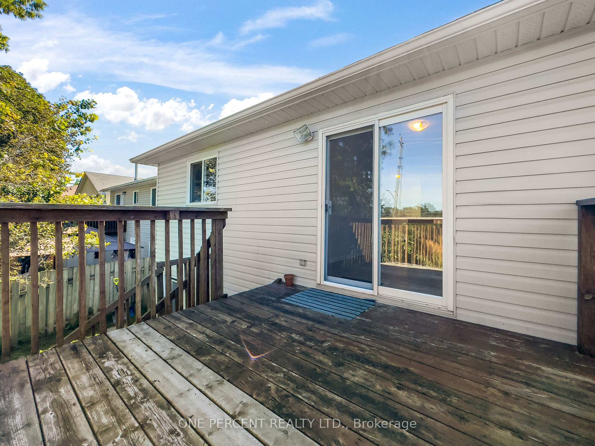 Photo 25 of 27 Faraday Gardens, Belleville, Belleville Ward — HOMEH