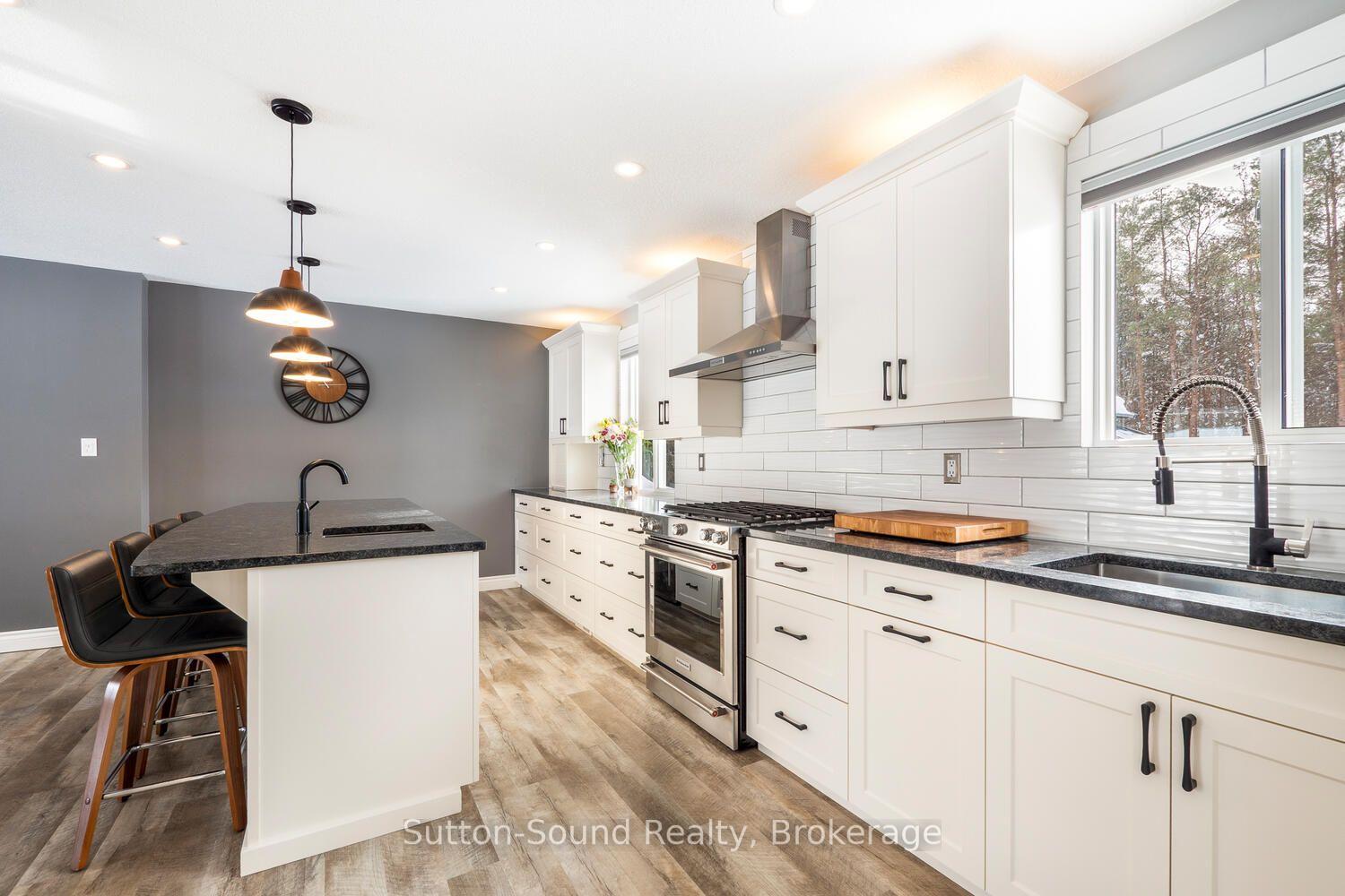 Photo 15 of 35 Pine Tree Drive, South Bruce Peninsula — HOMEH