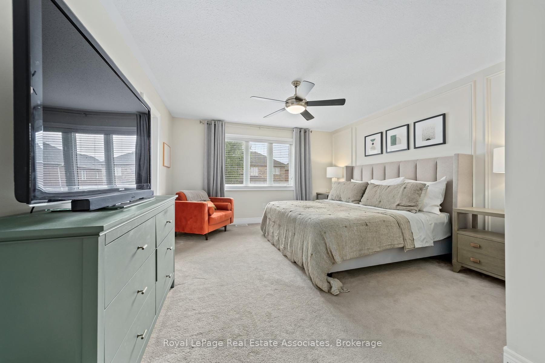 Photo 18 of 8 Duffel Crescent, Halton Hills, Georgetown — HOMEH