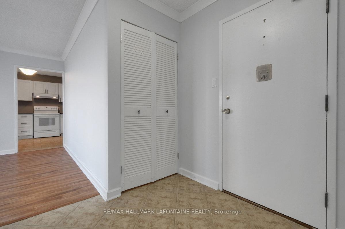 Photo 4 of Unit 1606, 1285 Cahill Drive, Ottawa, South Keys — HOMEH