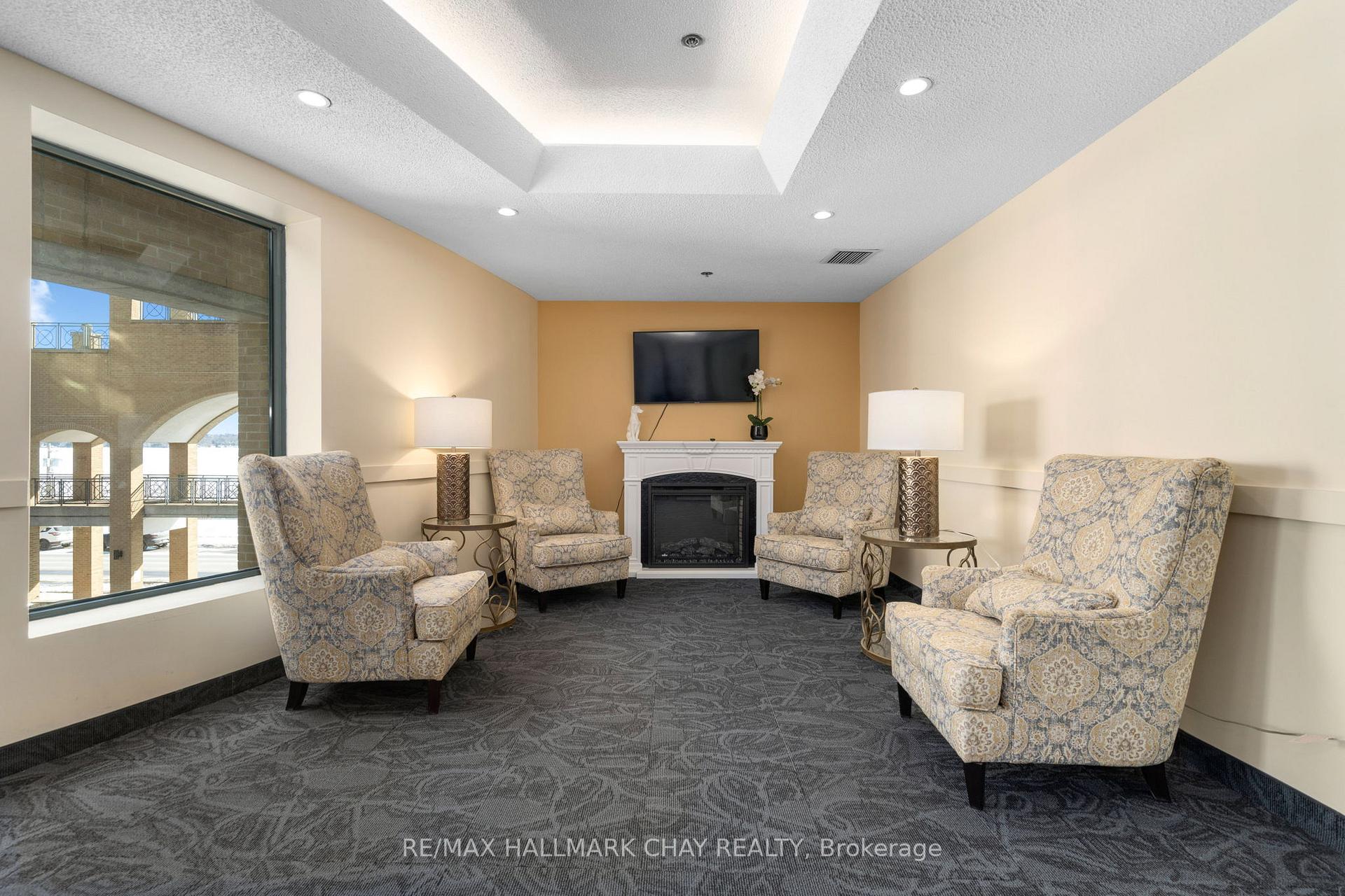 Photo 19 of Unit 1003, 140 Dunlop Street E, Barrie, City Centre — HOMEH