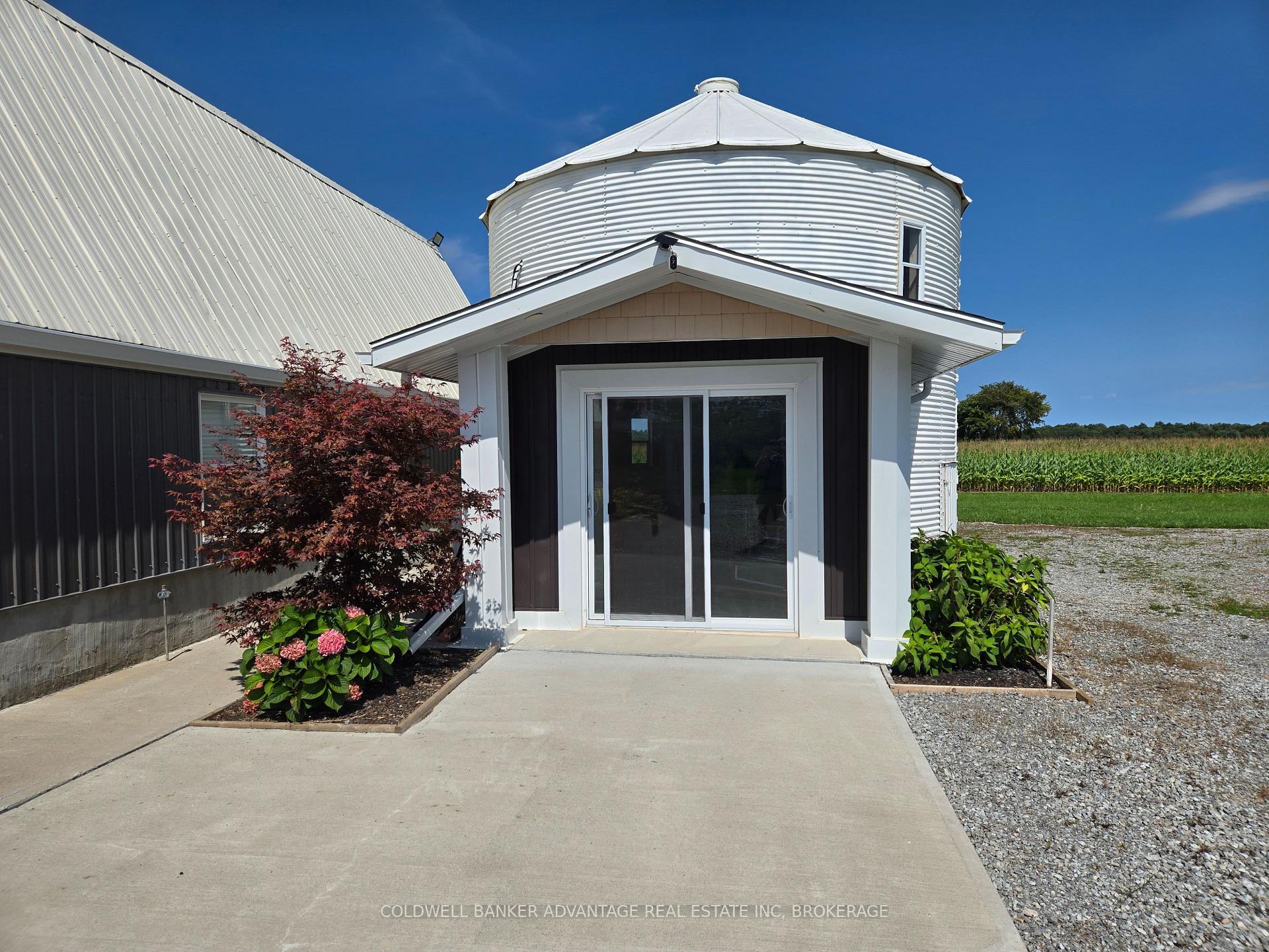 Photo 1 of 8731 Ridge Road, Niagara Falls, Schisler — HOMEH