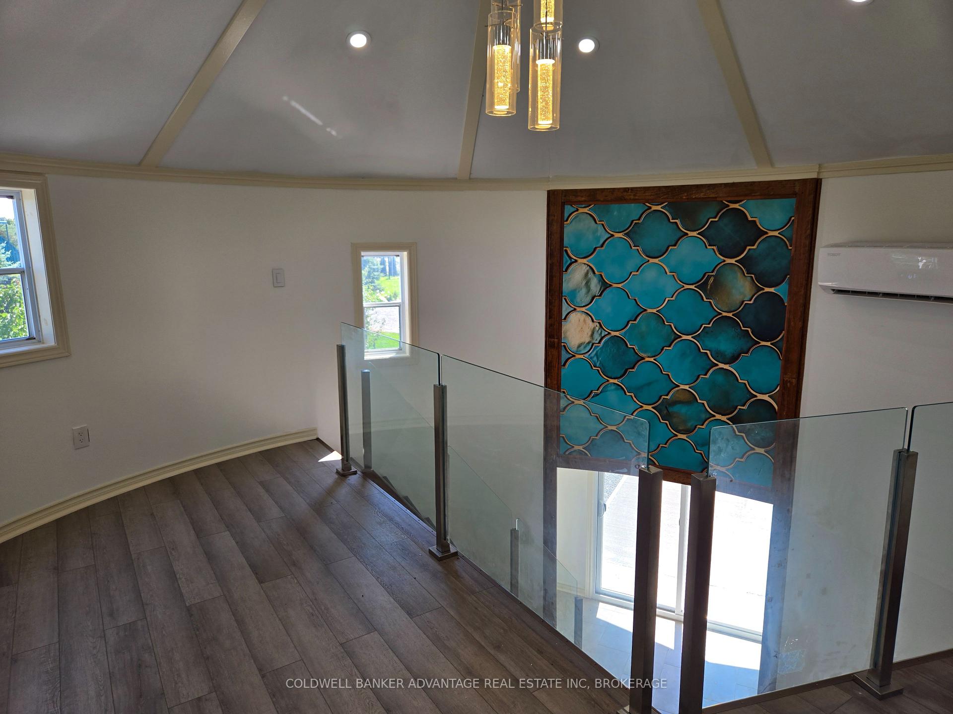 Photo 16 of 8731 Ridge Road, Niagara Falls, Schisler — HOMEH