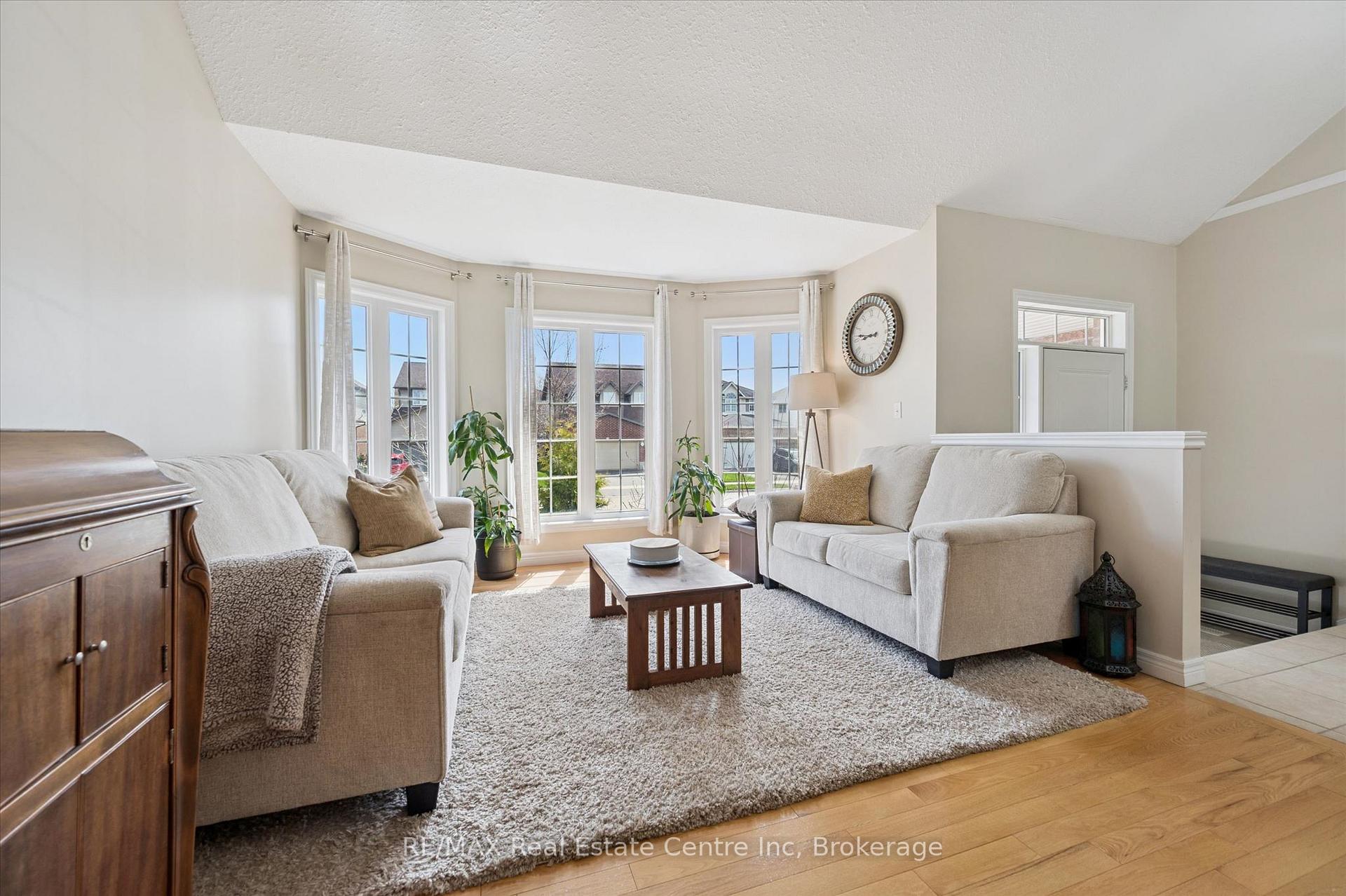 Photo 1 of 556 Black Street, Centre Wellington, Fergus — HOMEH