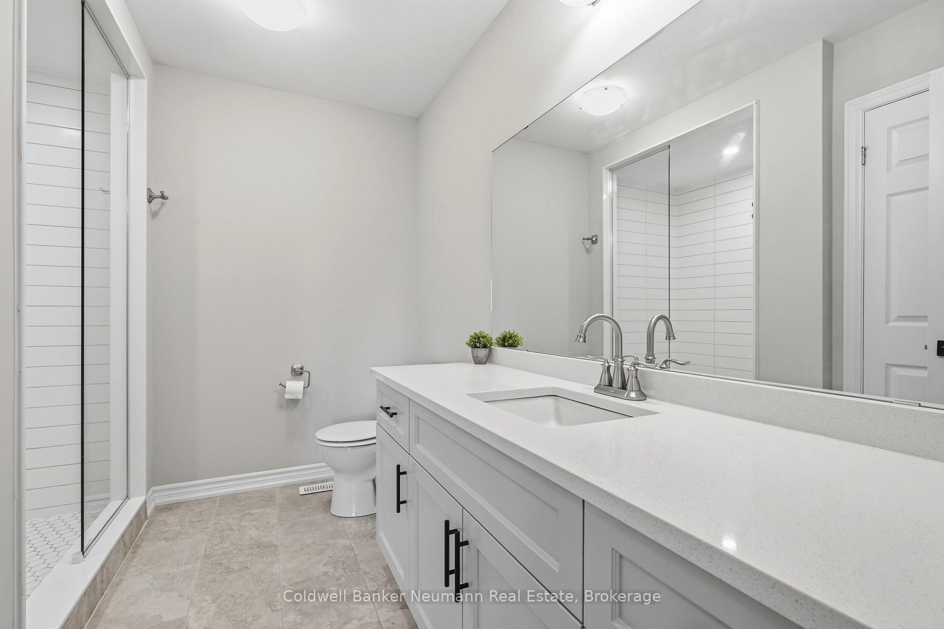 Photo 29 of 3 Braida Lane, Halton Hills, Acton — HOMEH