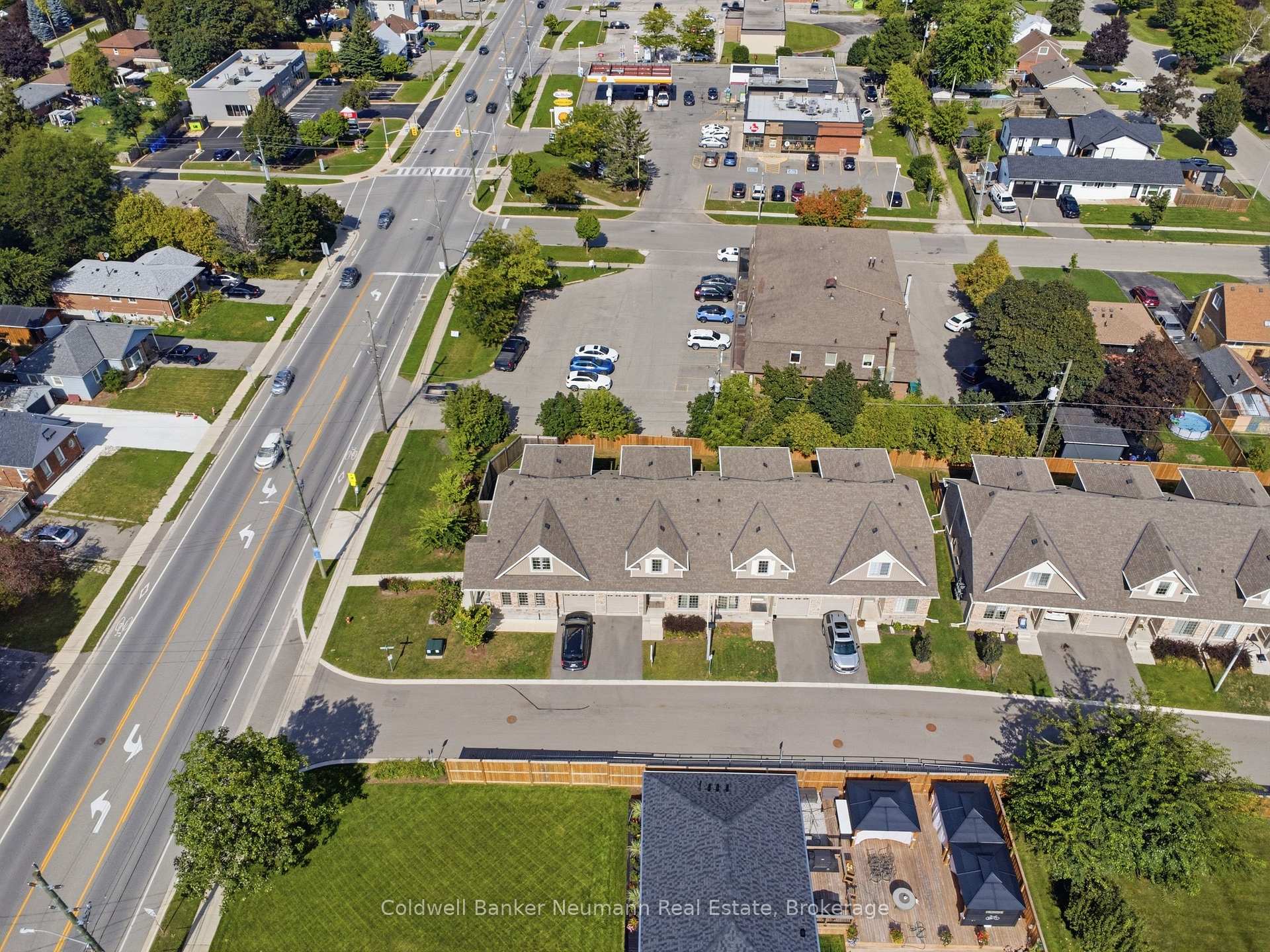 Photo 46 of 3 Braida Lane, Halton Hills, Acton — HOMEH