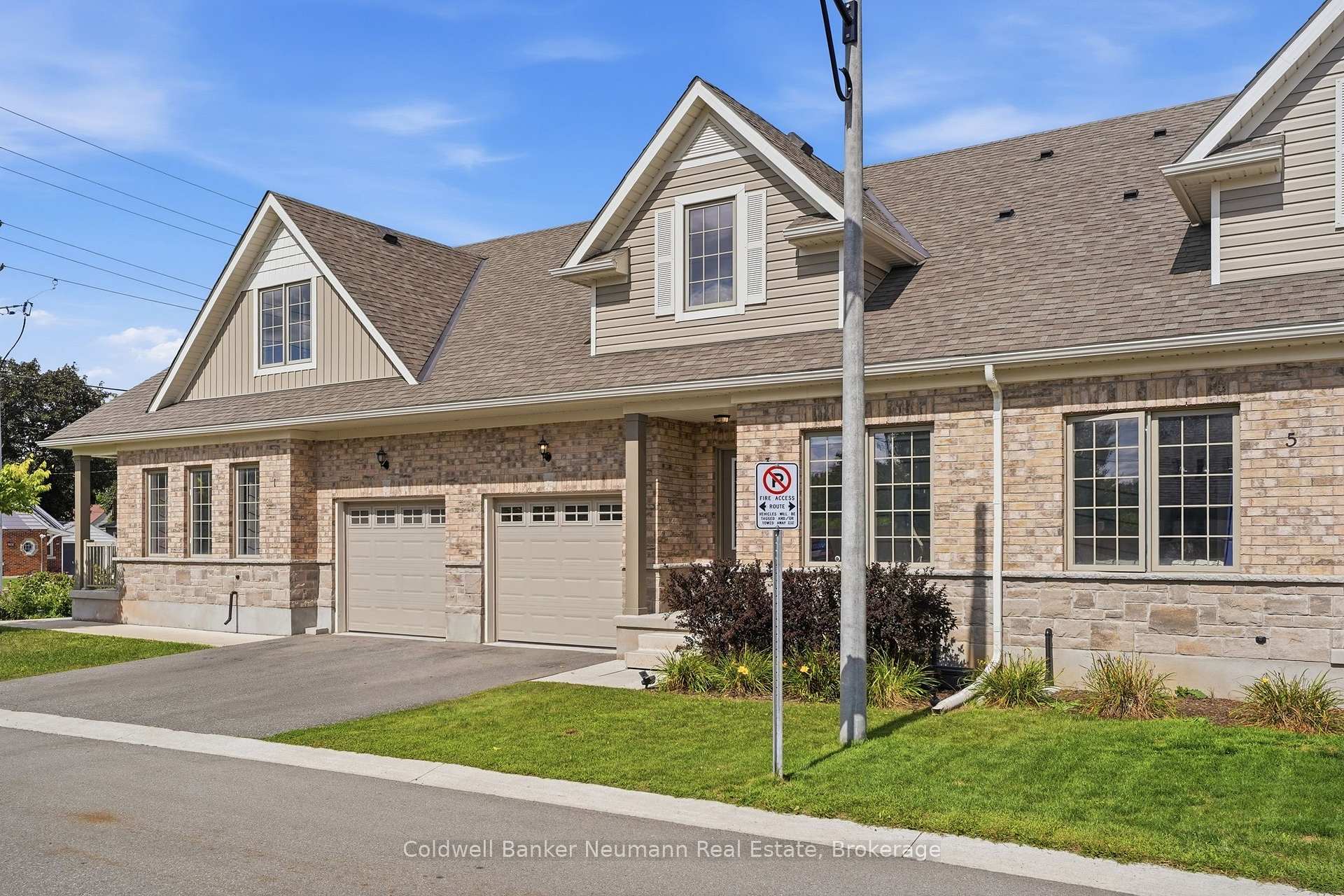Photo 51 of 3 Braida Lane, Halton Hills, Acton — HOMEH