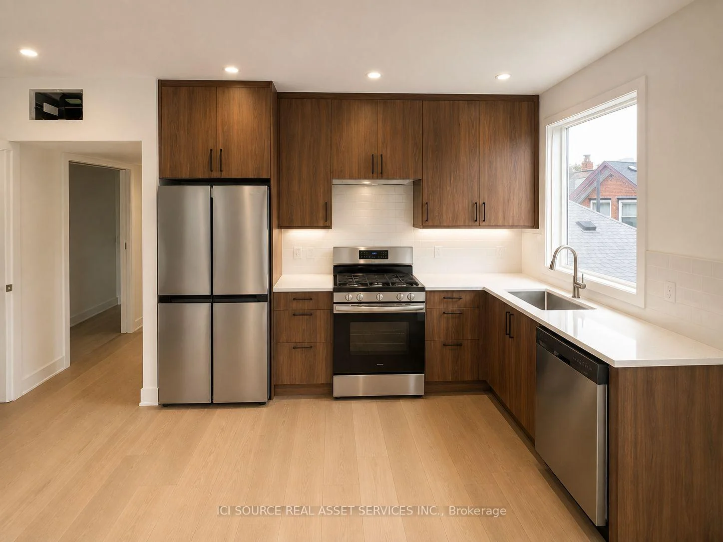 Photo 1 of Unit 3, 150 Brunswick Avenue, Toronto, University — HOMEH