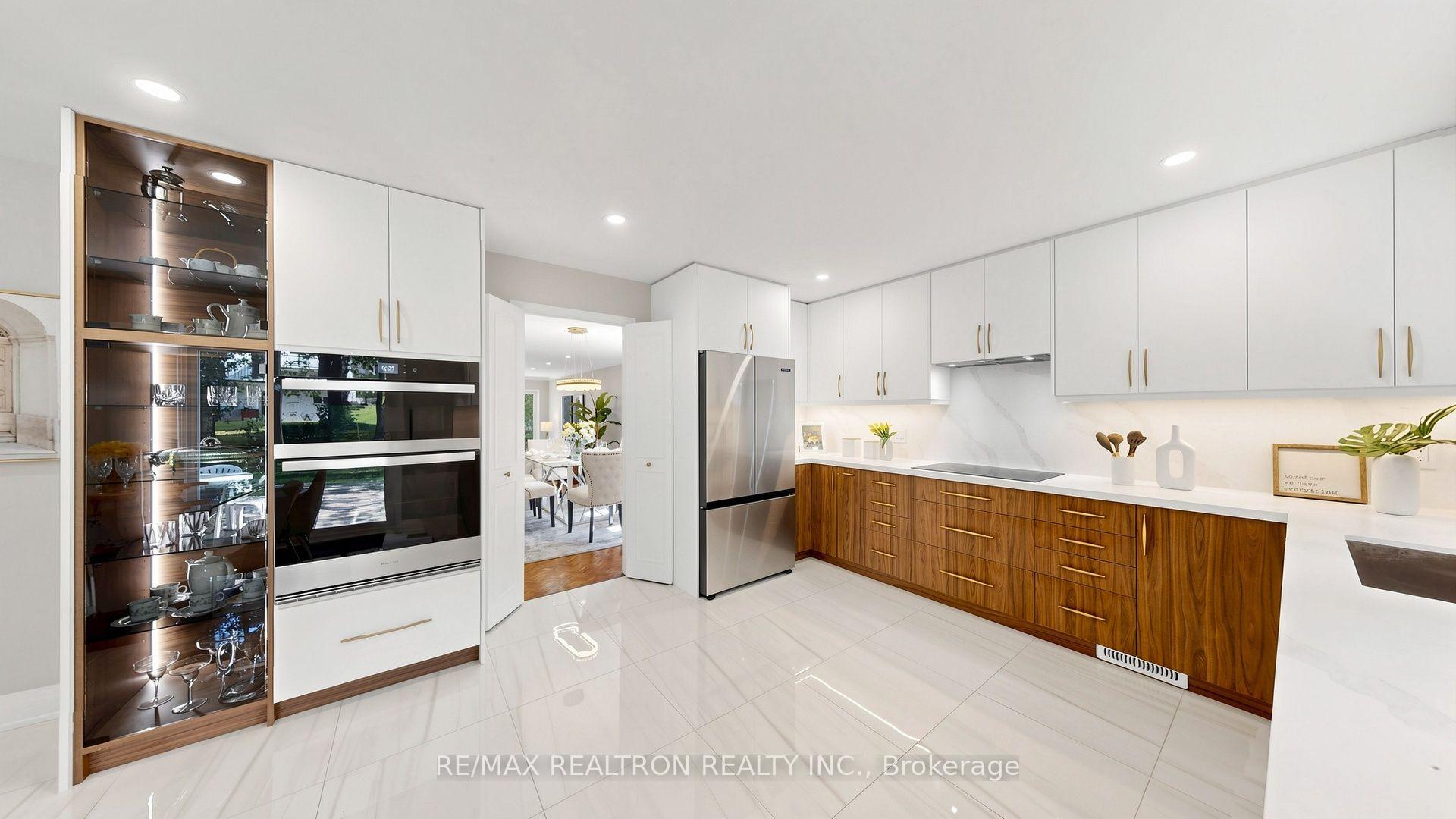 Photo 14 of 41 Beardmore Crescent, North York, Bayview Woods-Steeles — HOMEH