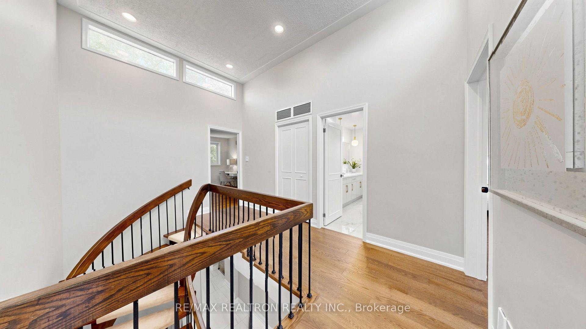Photo 20 of 41 Beardmore Crescent, North York, Bayview Woods-Steeles — HOMEH