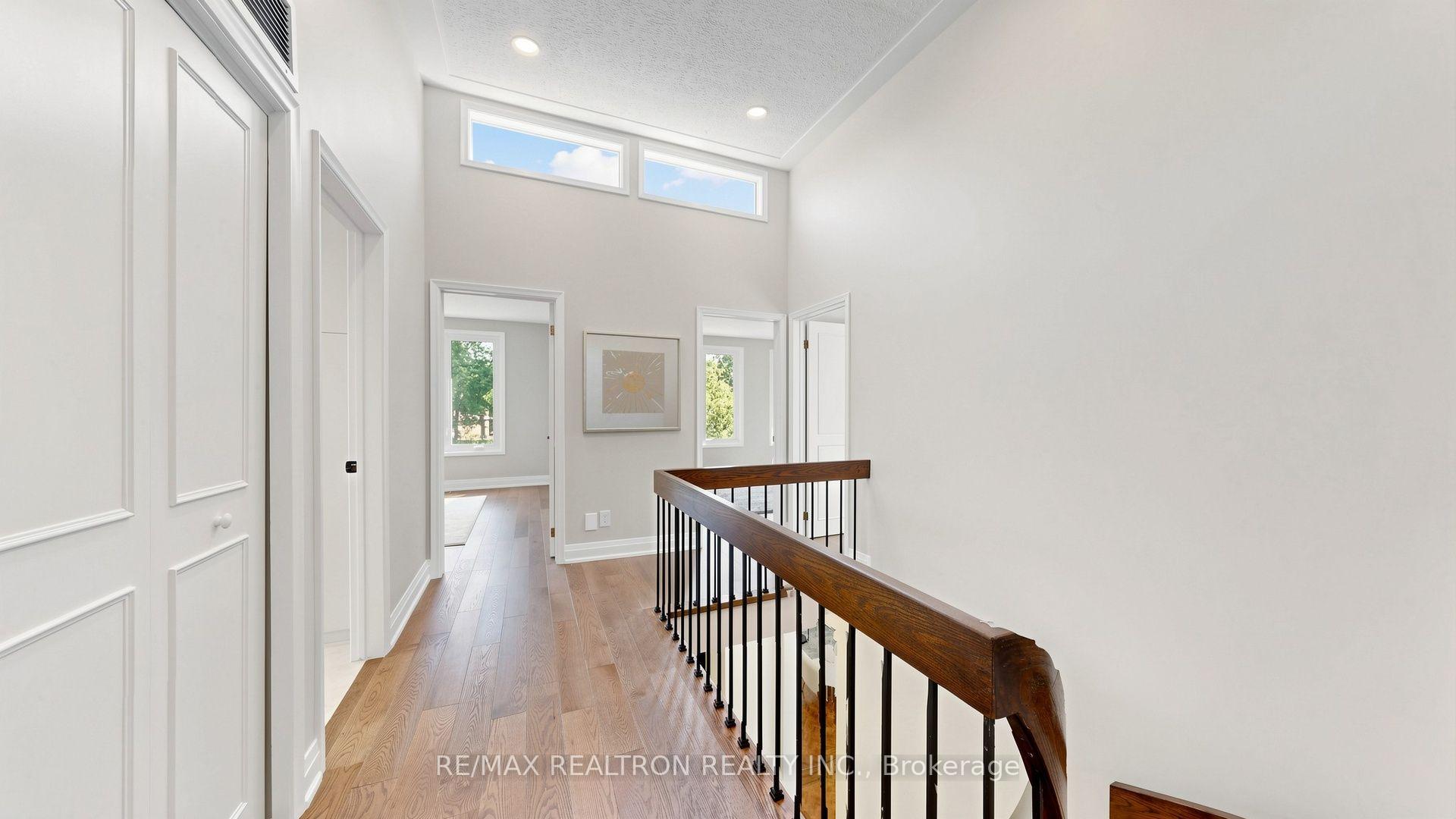 Photo 21 of 41 Beardmore Crescent, North York, Bayview Woods-Steeles — HOMEH