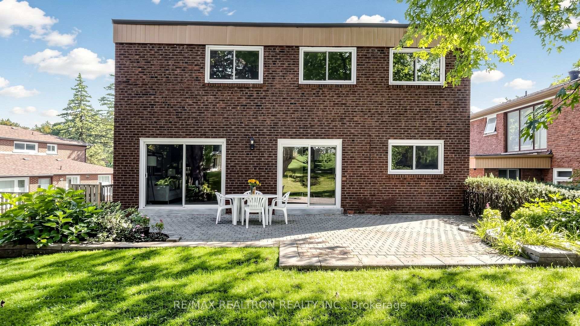 Photo 47 of 41 Beardmore Crescent, North York, Bayview Woods-Steeles — HOMEH