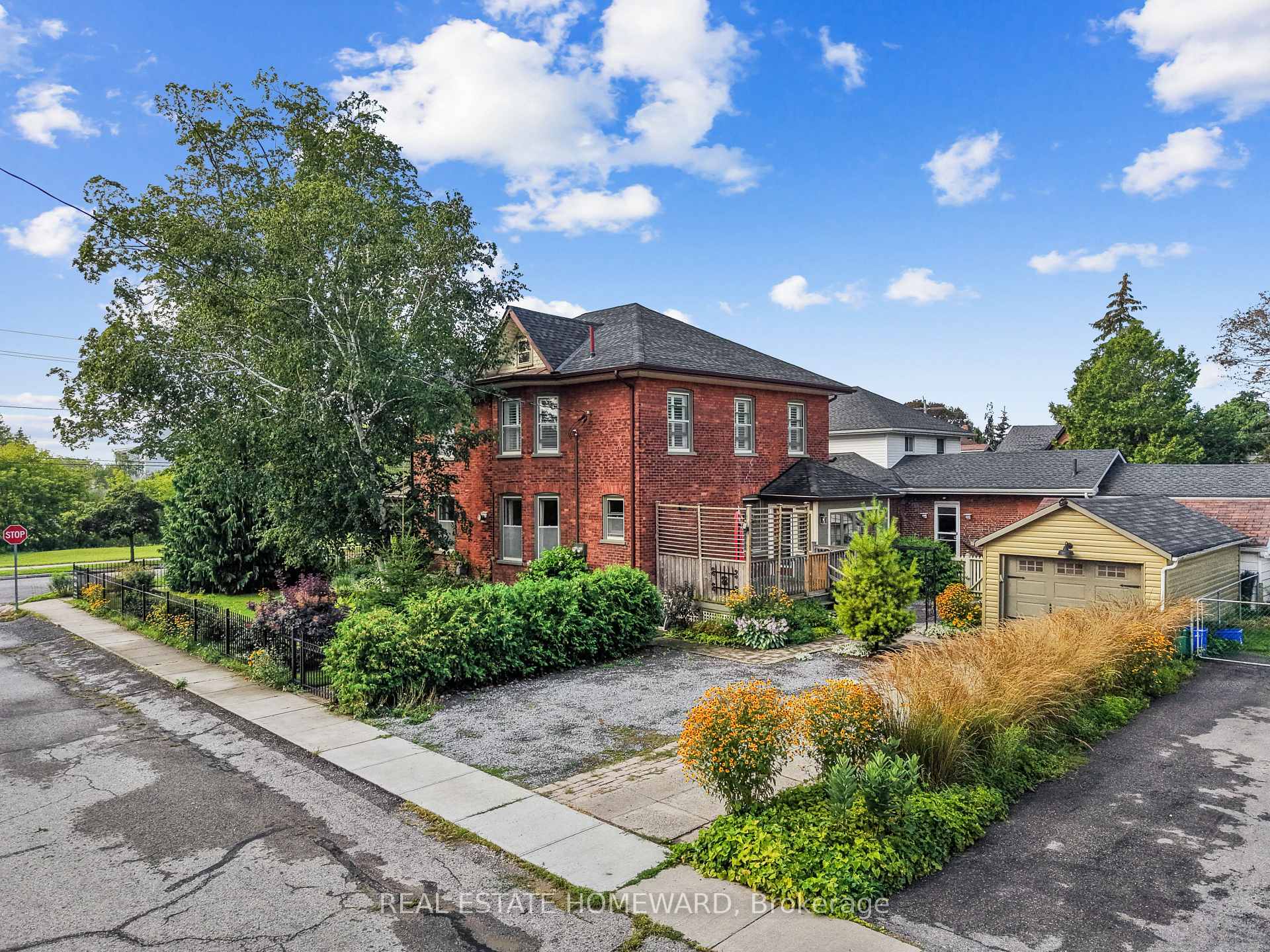 Photo 27 of 96 James Street W, Cobourg — HOMEH